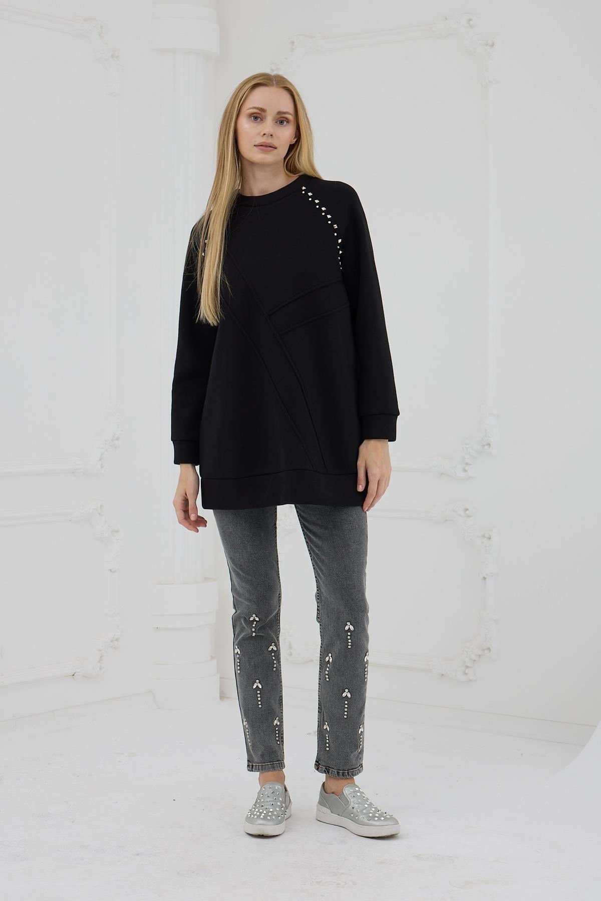 İÇİ POLARLI ZIMBALI SWEATSHIRT