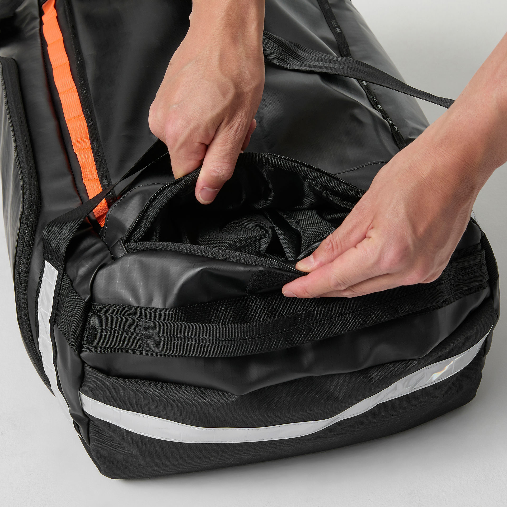 HELLY HANSEN GUIDE DUFFEL BAG 50L SPOR ÇANTA