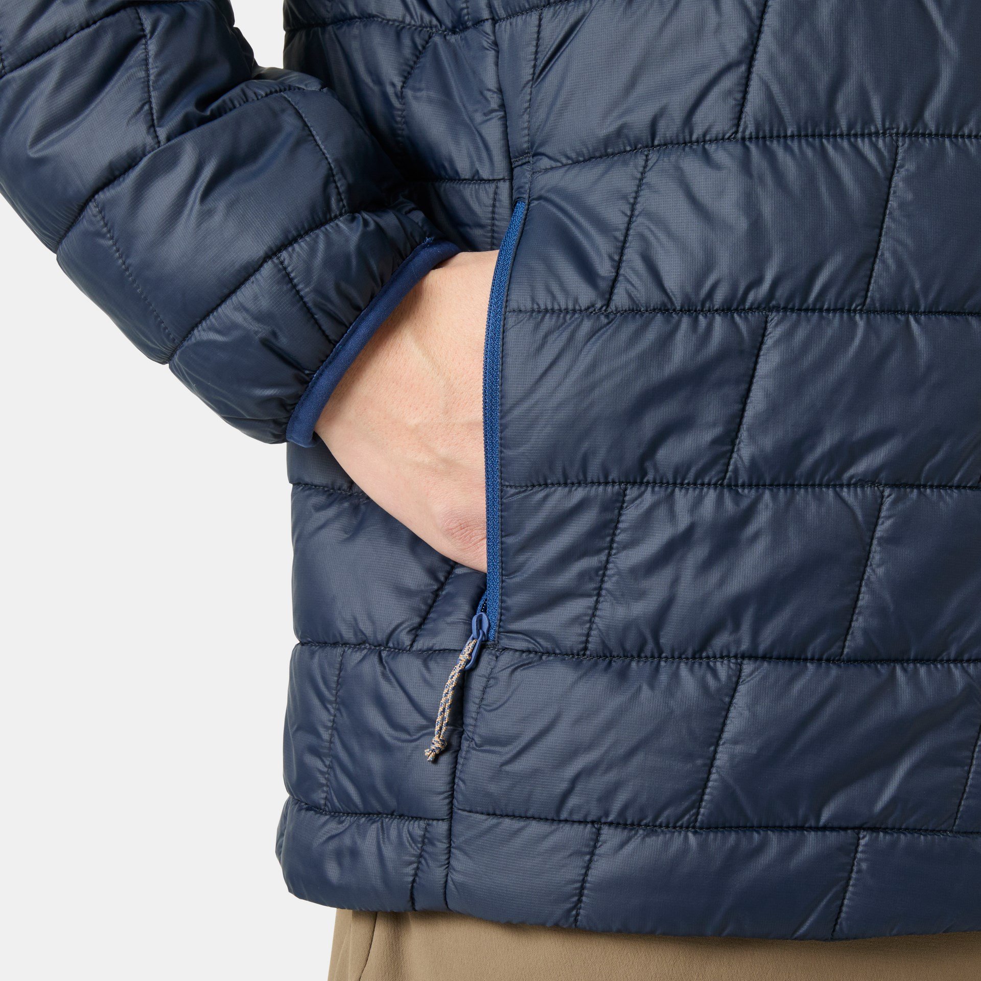 HELLY HANSEN LIFALOFT DOLGULU KAPÜŞONLU MONT