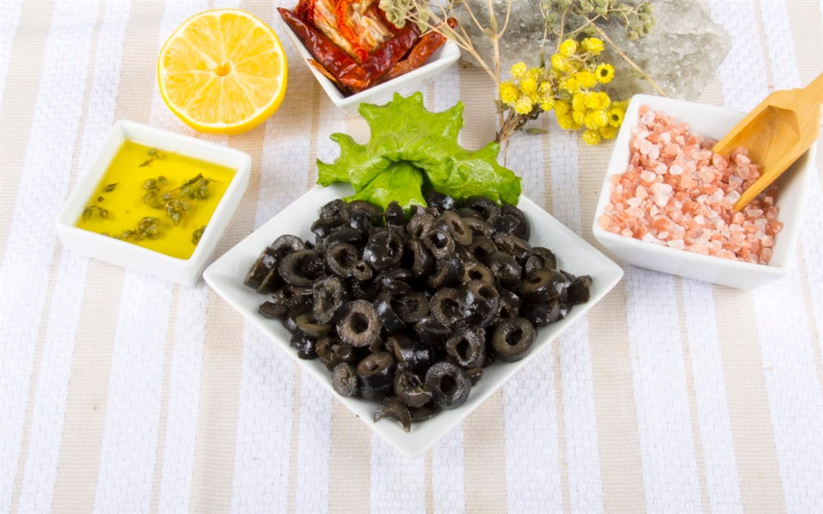 Siyah Dilimli Zeytin