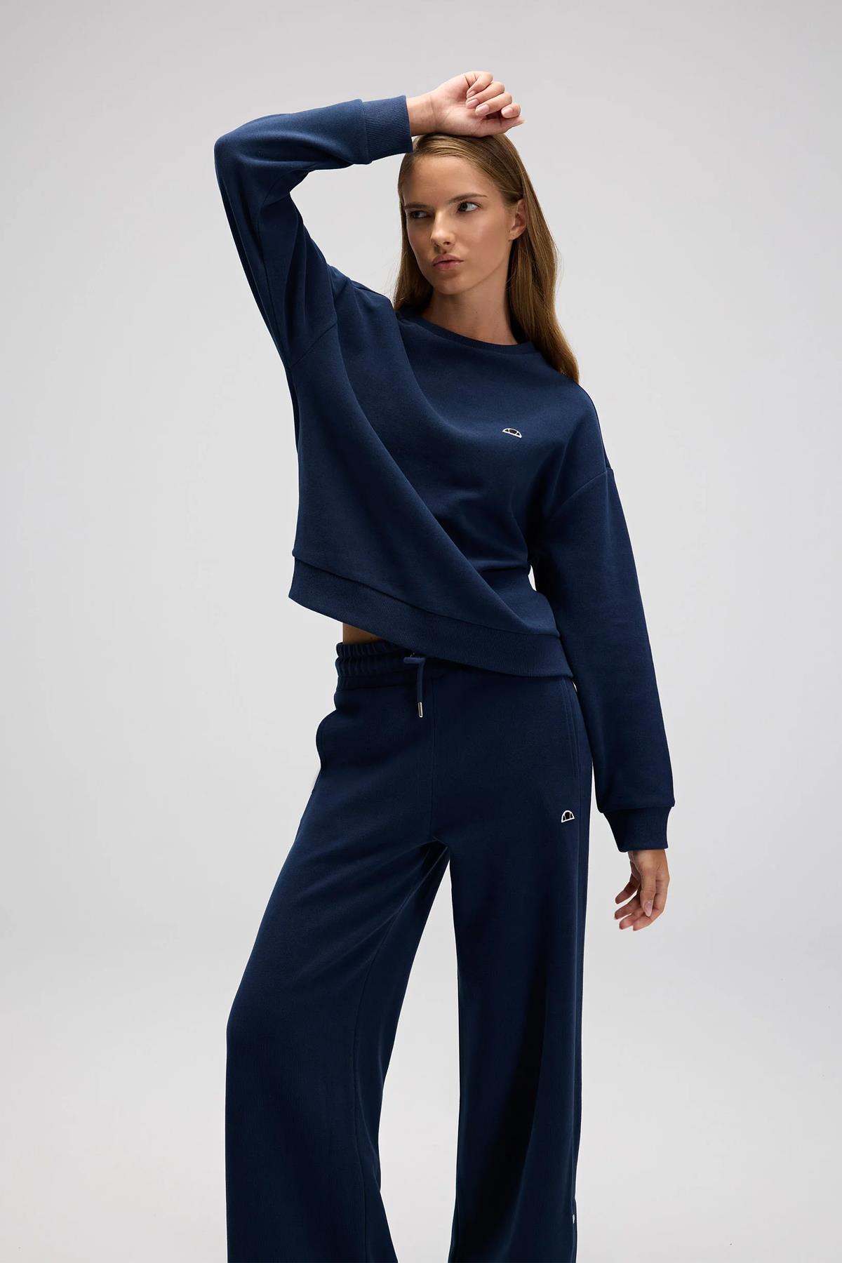 Ellesse Kadın Sweatshirt EF540-NV