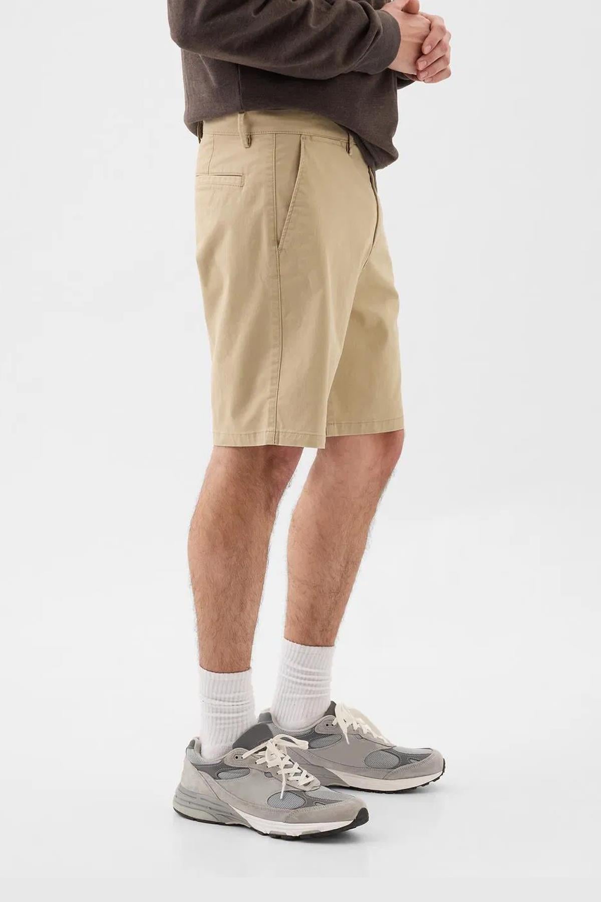 Gap V-9IN Essential Erkek Şort