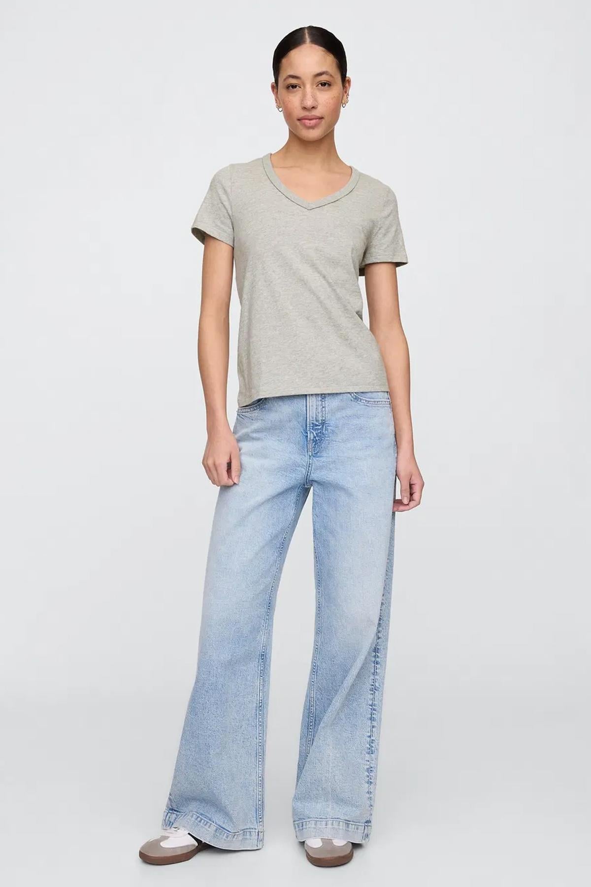Gap V-SS Fav V Solid Kadın Tişört
