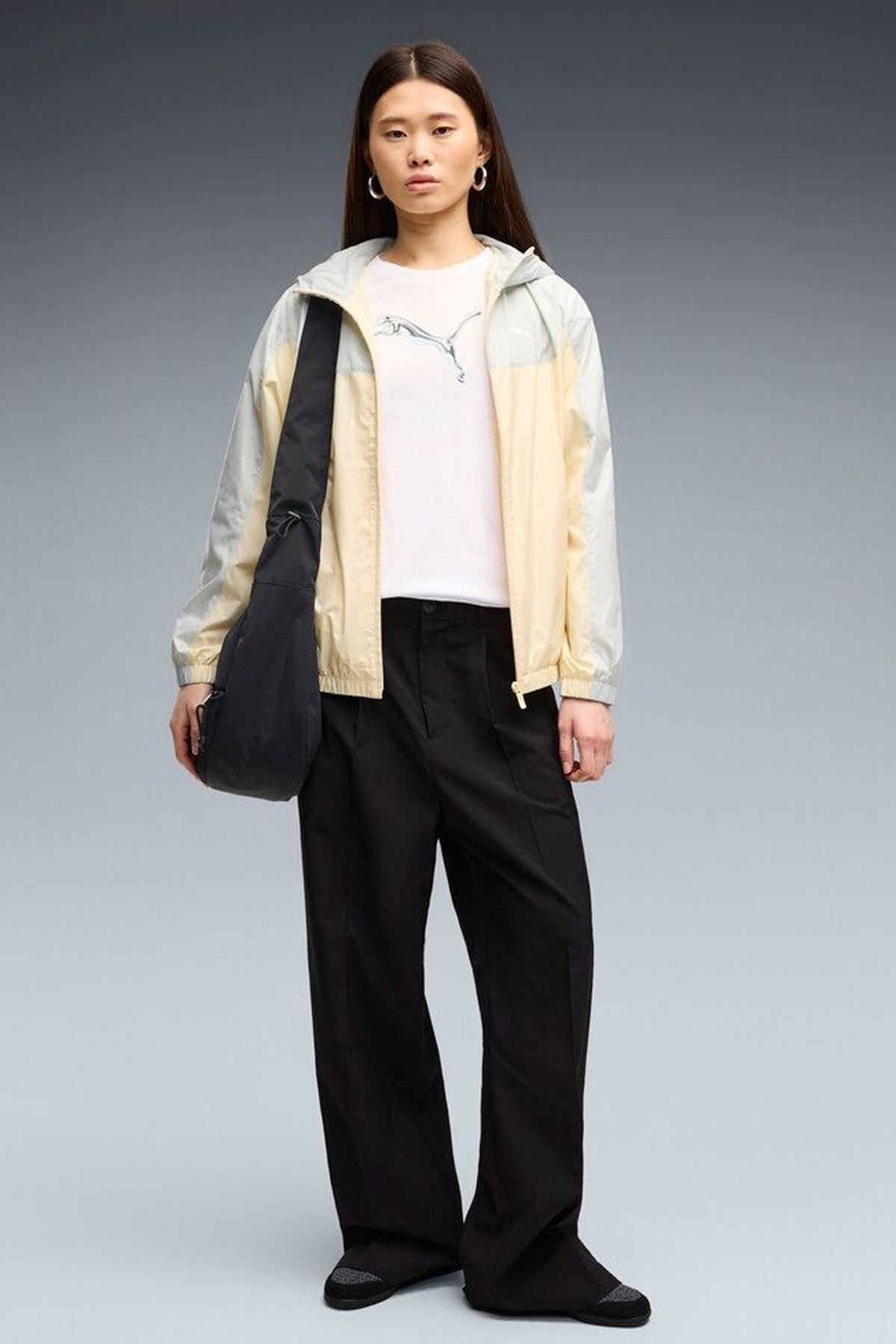 Puma Ess Uv Relaxed Kadın Rüzgarlık 68513488