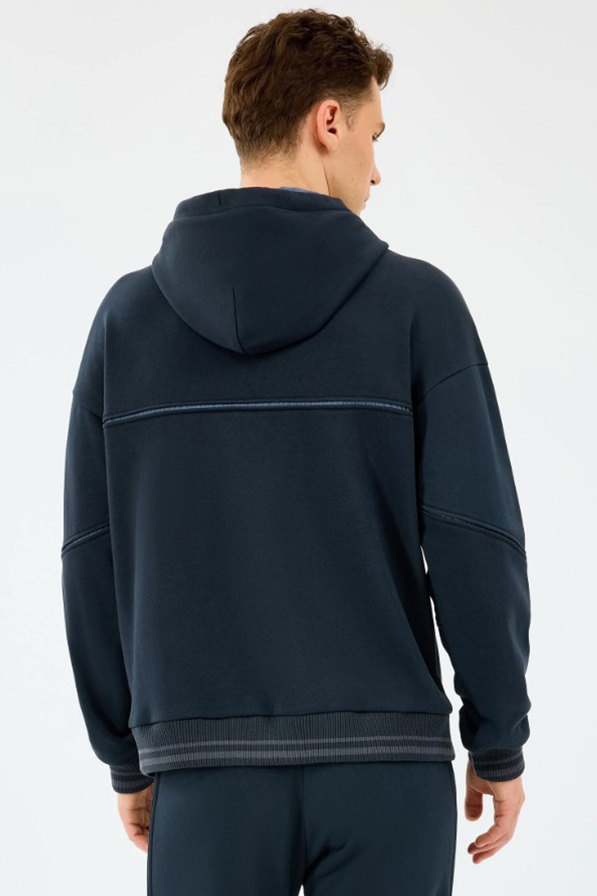 Skechers Erkek Sweatshirt S2520227-3817