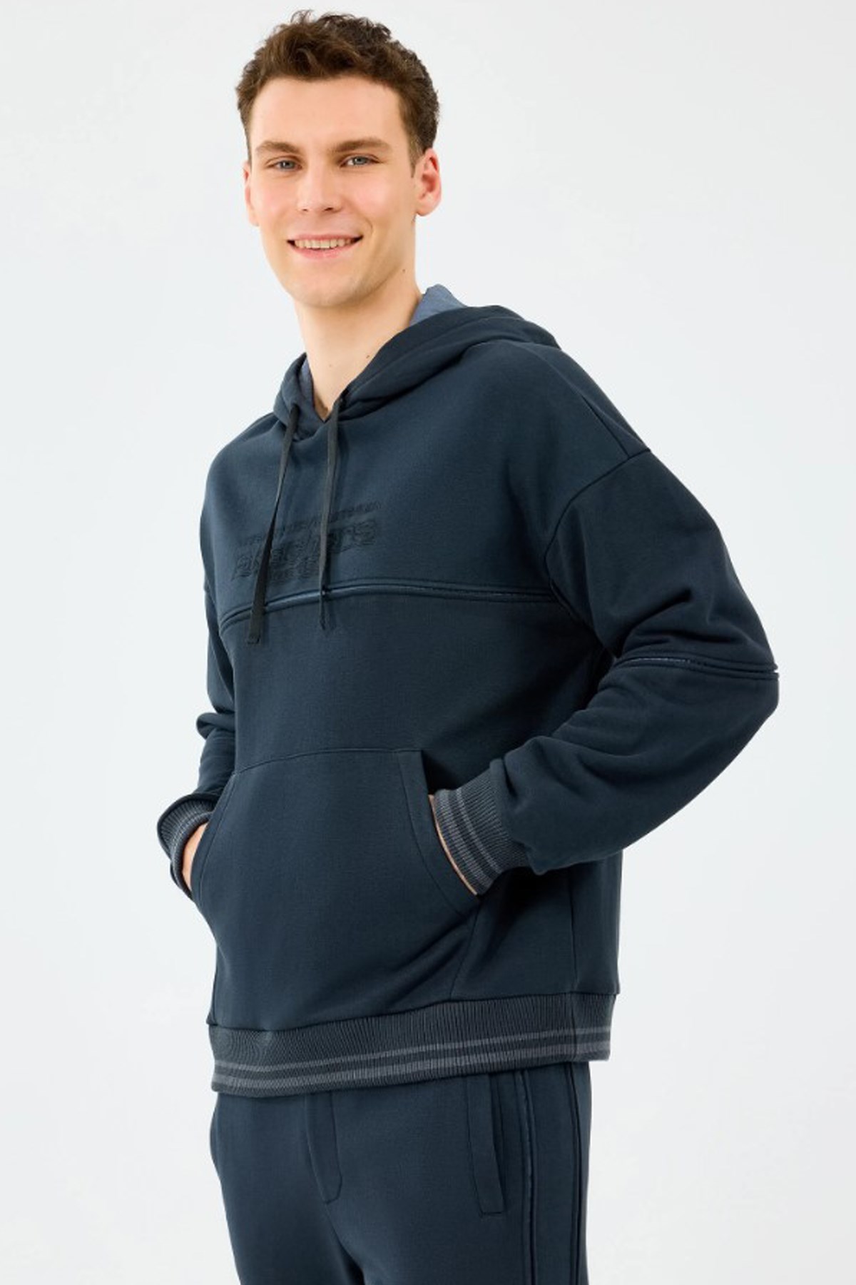 Skechers Erkek Sweatshirt S2520227-3817