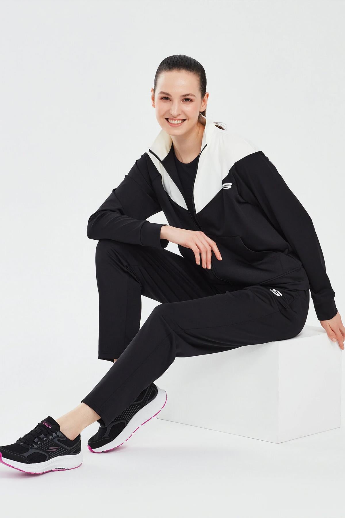 Skechers Performance Kadın Eşofman Takımı S241210-3817
