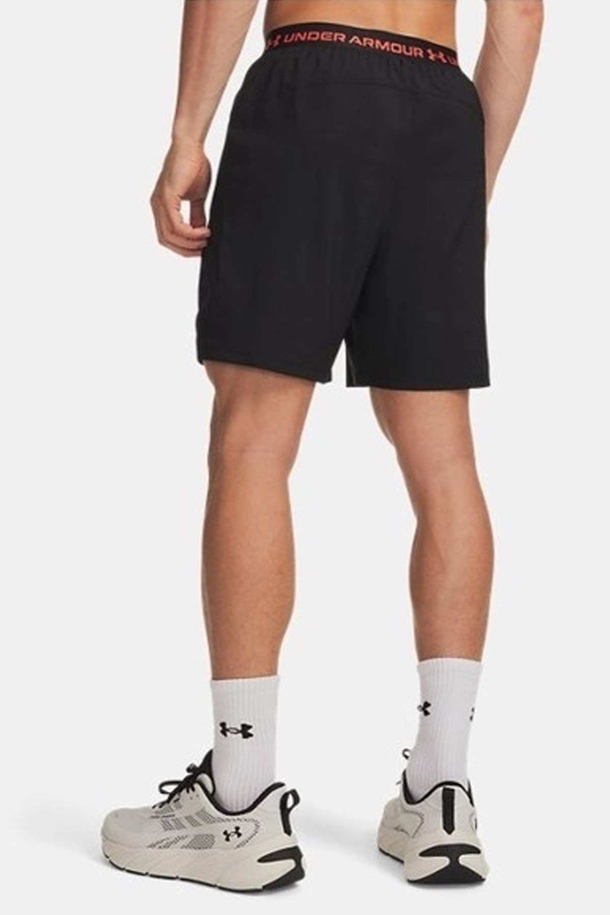 Under Armour Vanish Wven Short 2.0 6İn Erkek Şort 6009865-012