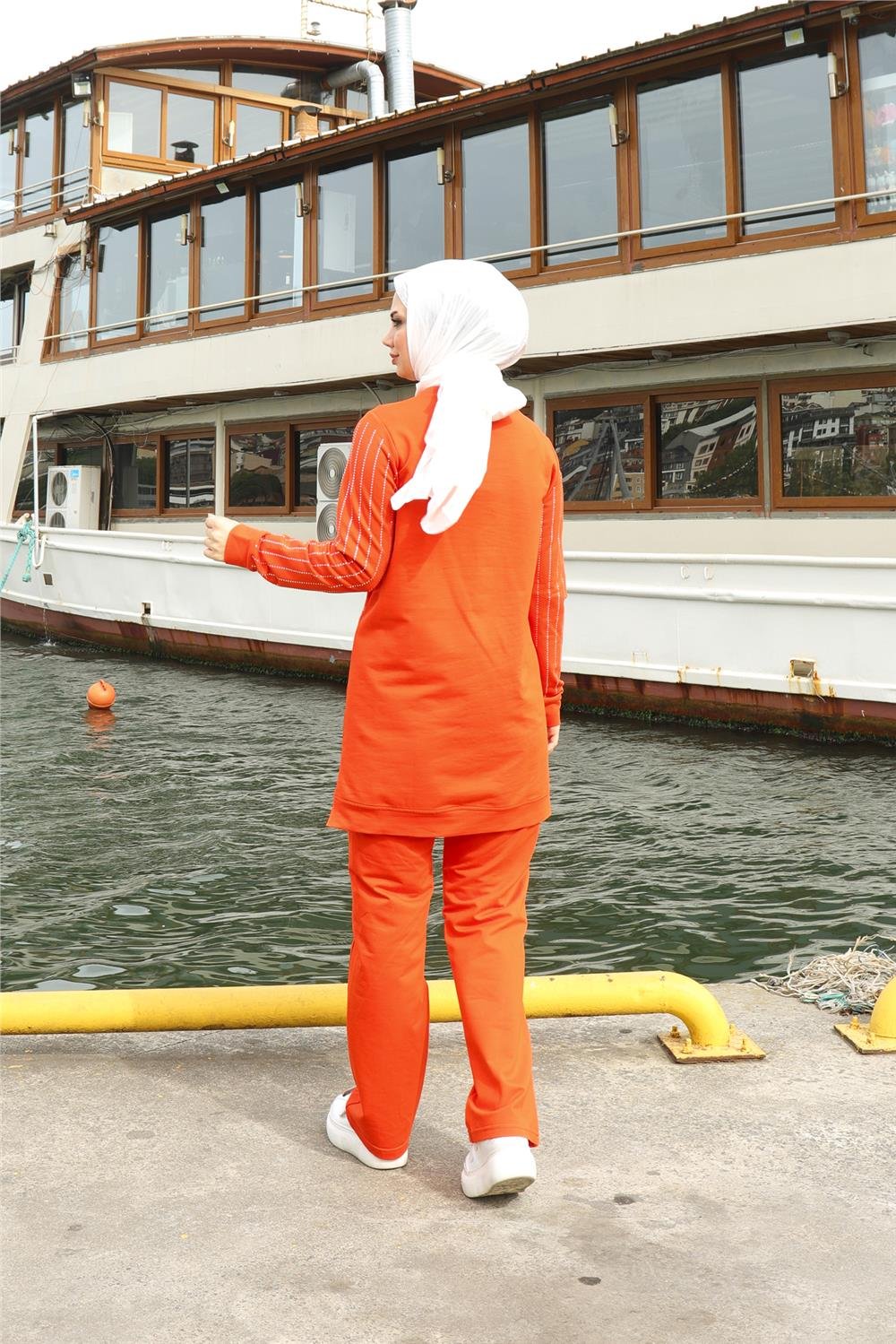 Çizgili Taş Desenli O Yaka İkili Tesettür Eşofman Takımı - 71187.036 - Oranj
