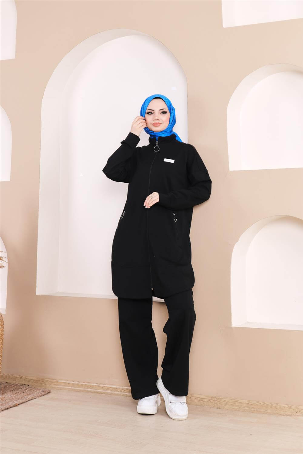Fermuarlı Cepli Kısa İkili Tesettür Eşofman Takımı - 71182.003 - Siyah