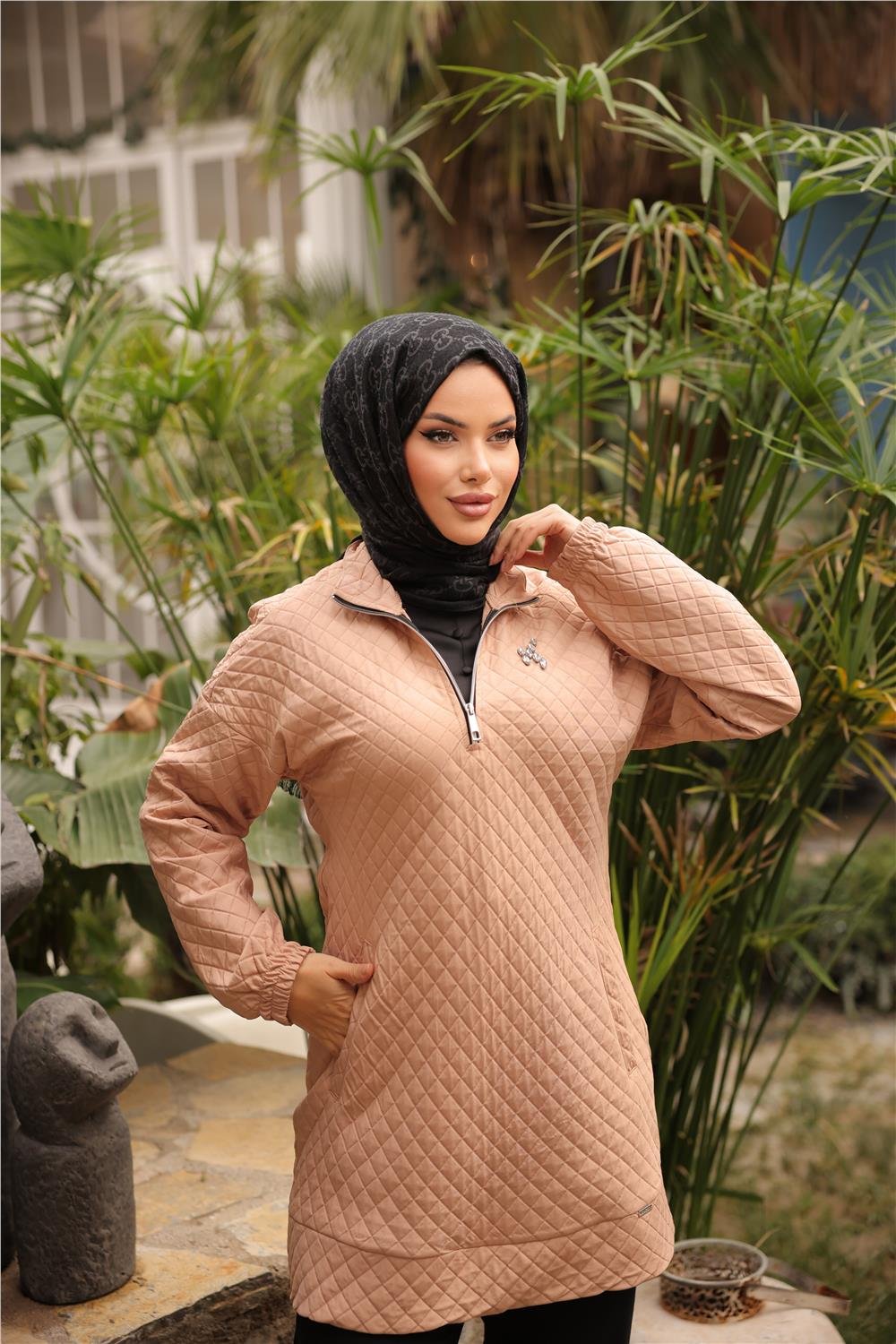Kısa Fermuarlı Yaka Kapitone Şık Spor Sweat - 71227.043 - Nescafe