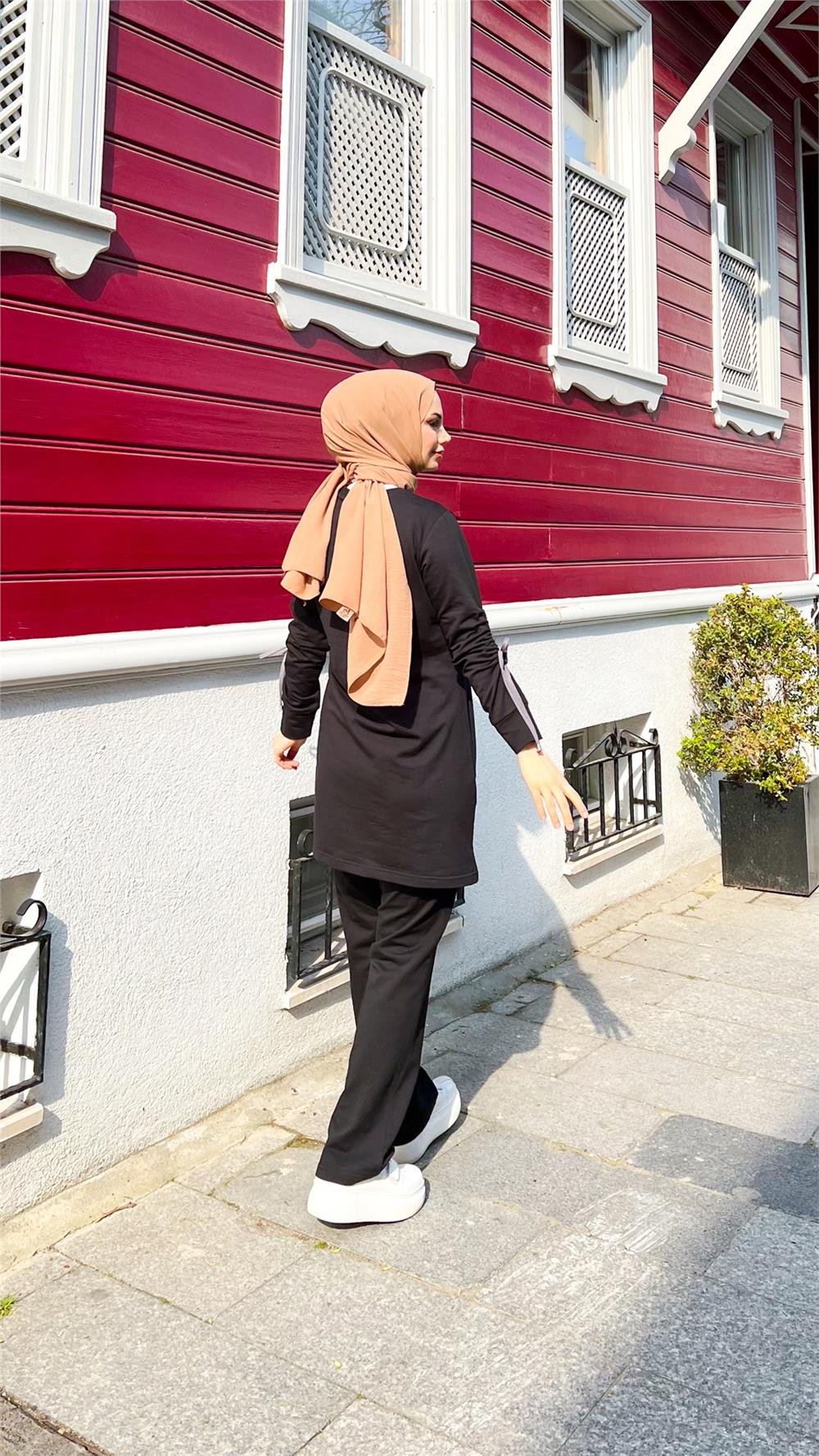 Koldan Bağcıklı Şeritli Çıtçıtlı İkili Tesettür Eşofman Takımı - 71180.003 - Siyah
