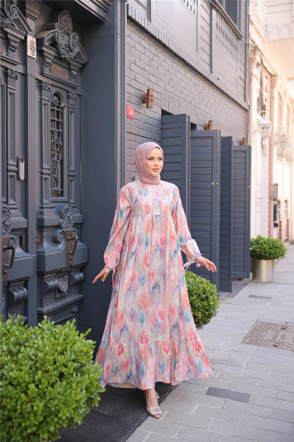 O Yaka Çiçek Desenli Büzgülü Uzun Elbise - (38-46) - 71290 - Pembe