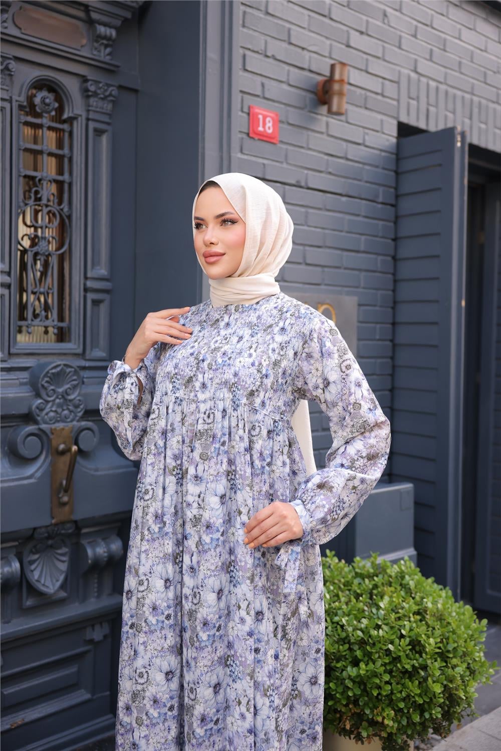 O Yaka Çiçek Desenli Büzgülü Uzun Elbise - (38-46) - 71290 - Lavanta