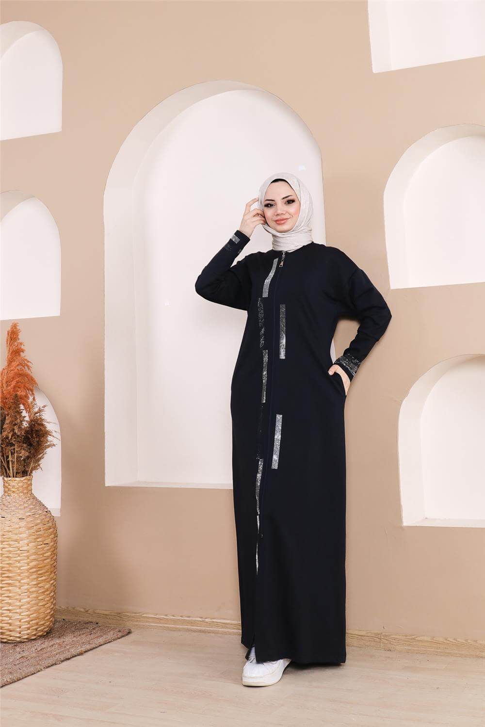 Taş Detaylı Fermuarlı Cepli Uzun Ferace - 71181.015 - Lacivert