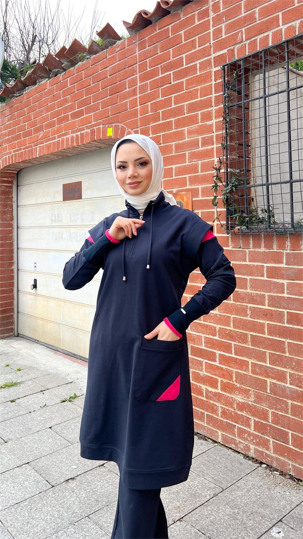 Tek Cepli Yarım Fermuarlı Sweat Pantolon İkili Tesettür Eşofman Takımı - 71178.015 - Lacivert