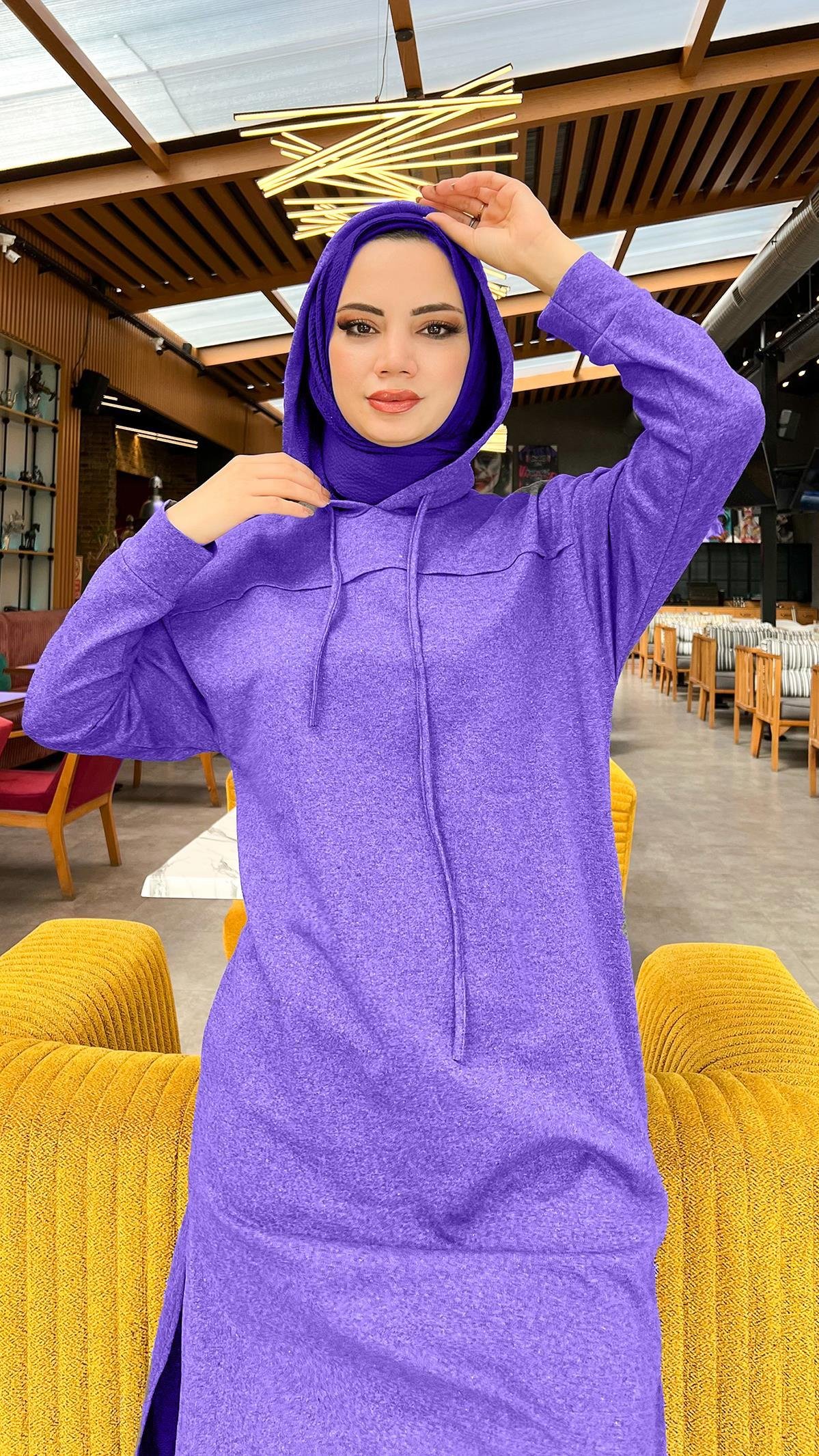 Uzun Tunik Kapşonlu Kenardan Yırtmaçlı İkili Spor Takım - 3034 - Koyu Lila