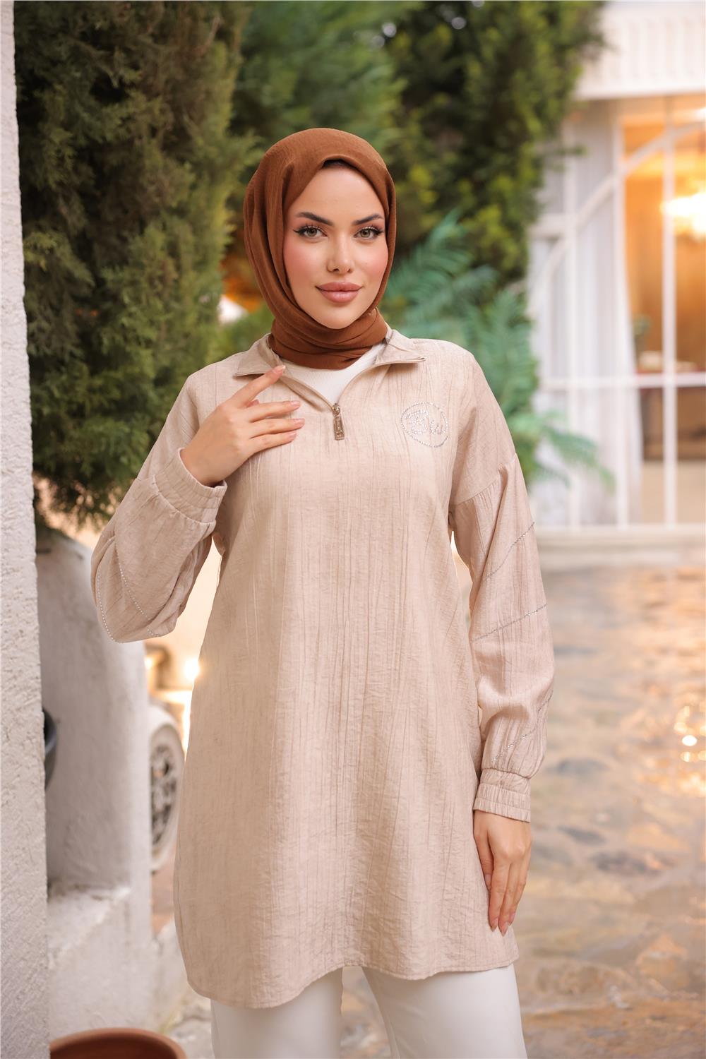 Yarım Fermuarlı Yaka Logo Baskılı Tunik - 71245.026 - Bej