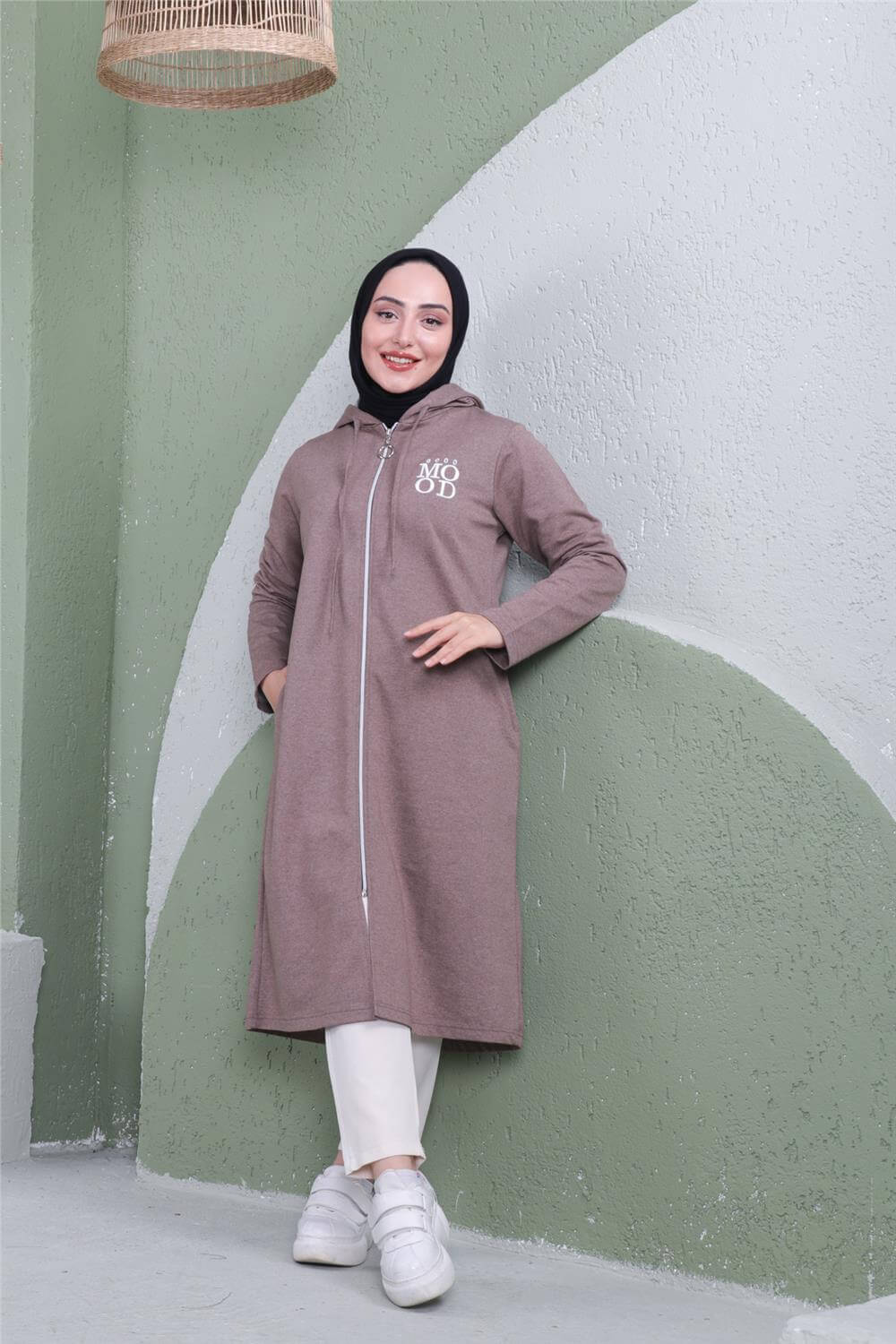 Yazı Baskılı Fermuarlı Kapşonlu Uzun Sweat - 03081 - Vizon