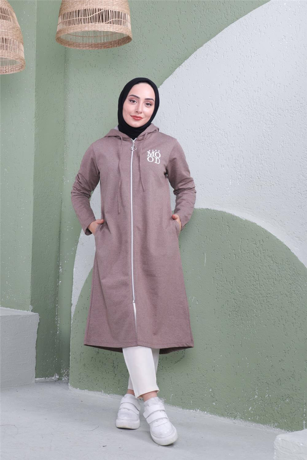Yazı Baskılı Fermuarlı Kapşonlu Uzun Sweat - 03081 - Vizon