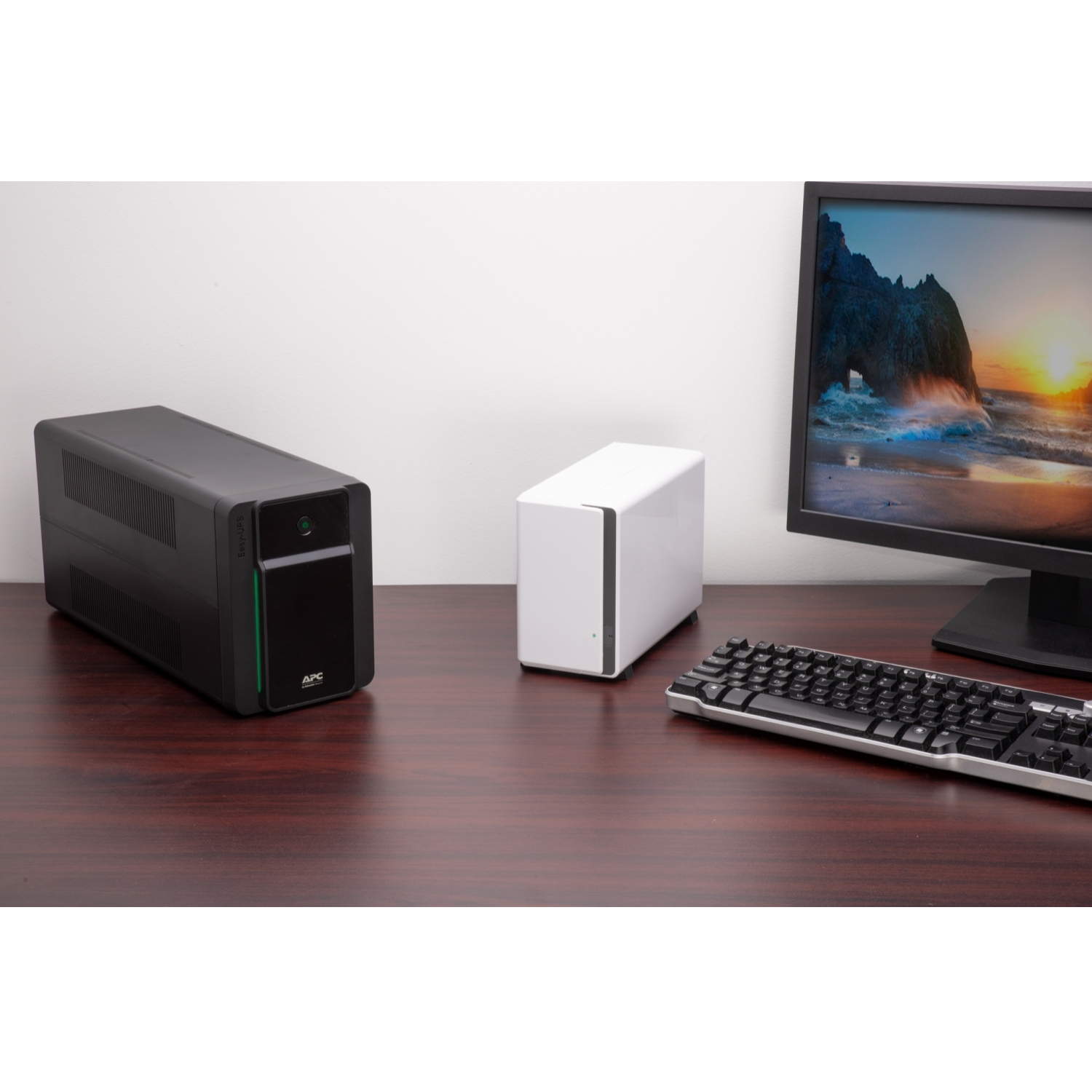 APC 1600VA EASY BVX1600LI-GR Interactive Ups