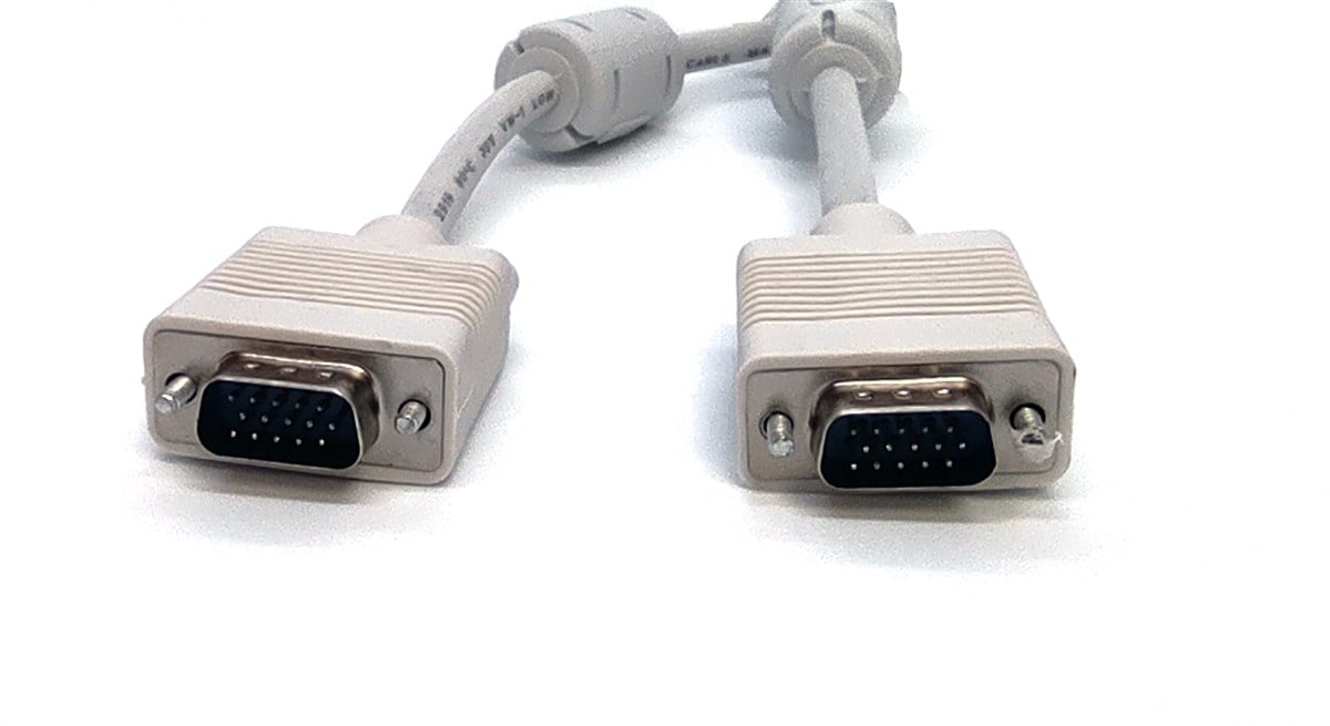 Beek VGA Monitör Kablosu, DSUB 15 erkek <-> DSUB 15 erkek, 20 metre, 3Coax/7C, AWG28, 2x ferrite filtreli, bej renk