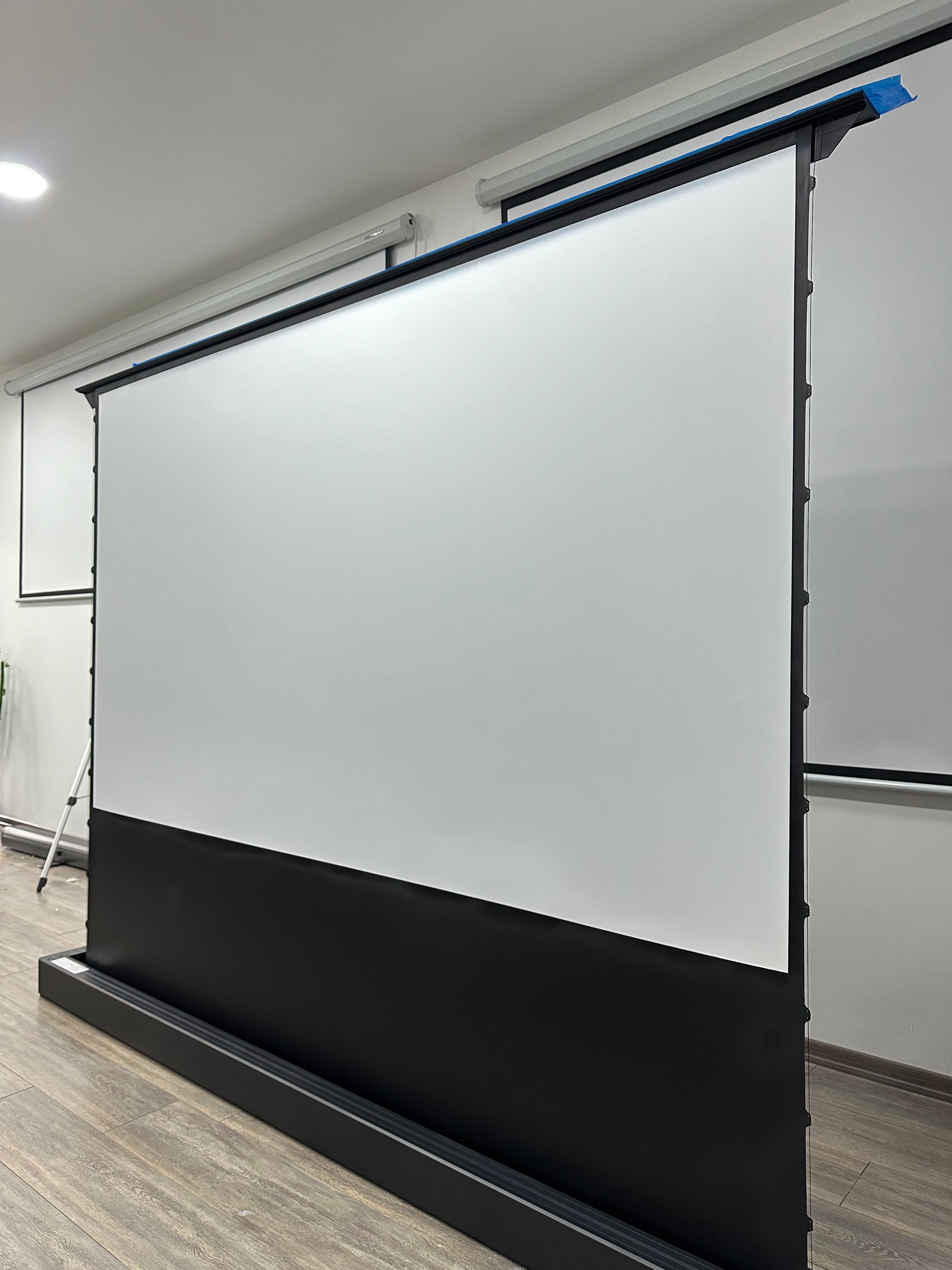 CODEGEN 212x123 cm Taşınabilir Portatif Elektrikli Pull Up Floor Screen Projeksiyon Perdesi PEX-200