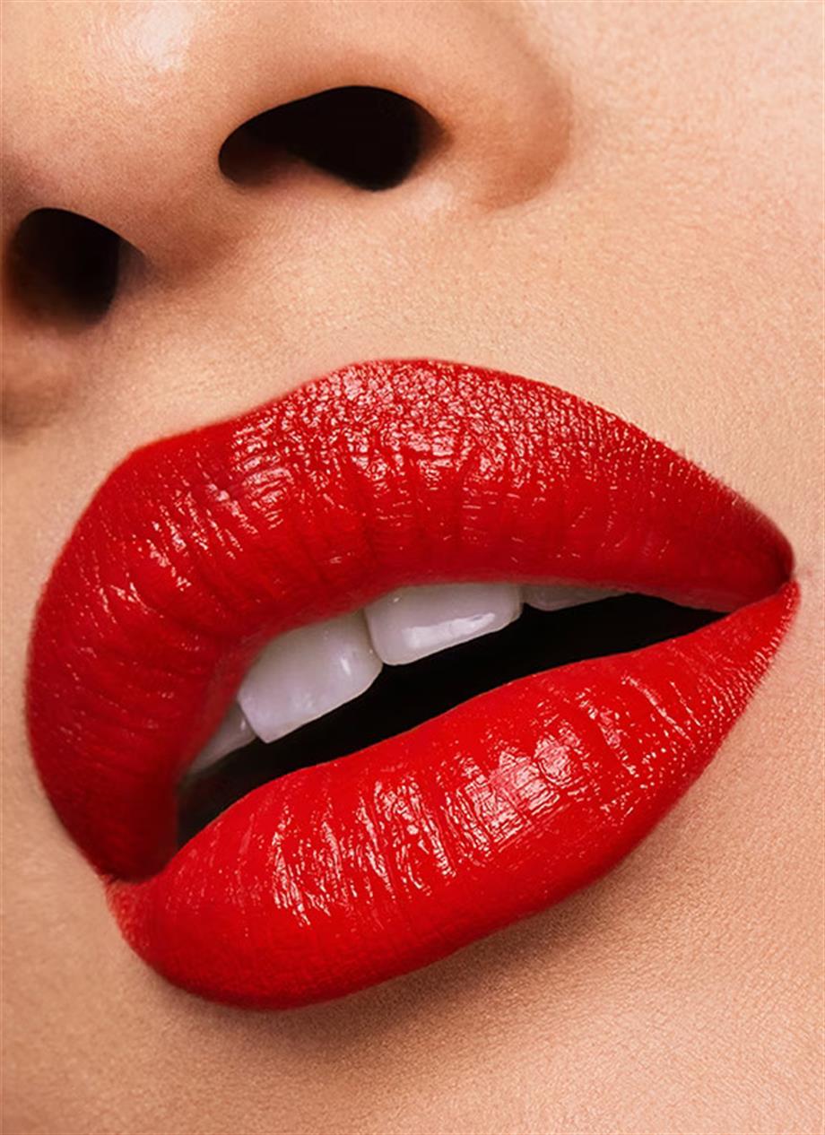 Estee LauderPure Color Lipstick Creme 520 Carnal