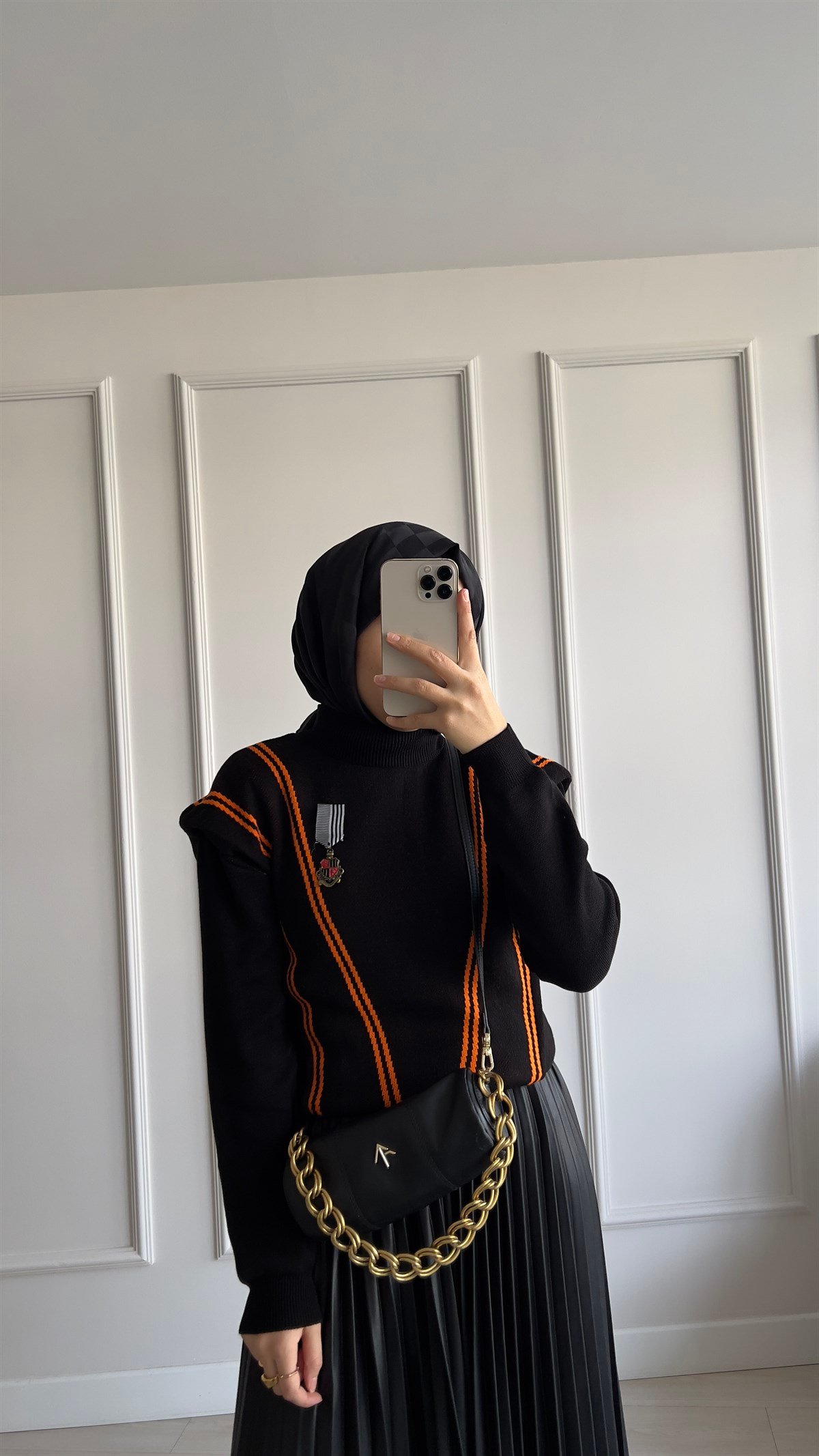 Arma Detaylı Triko Kazak