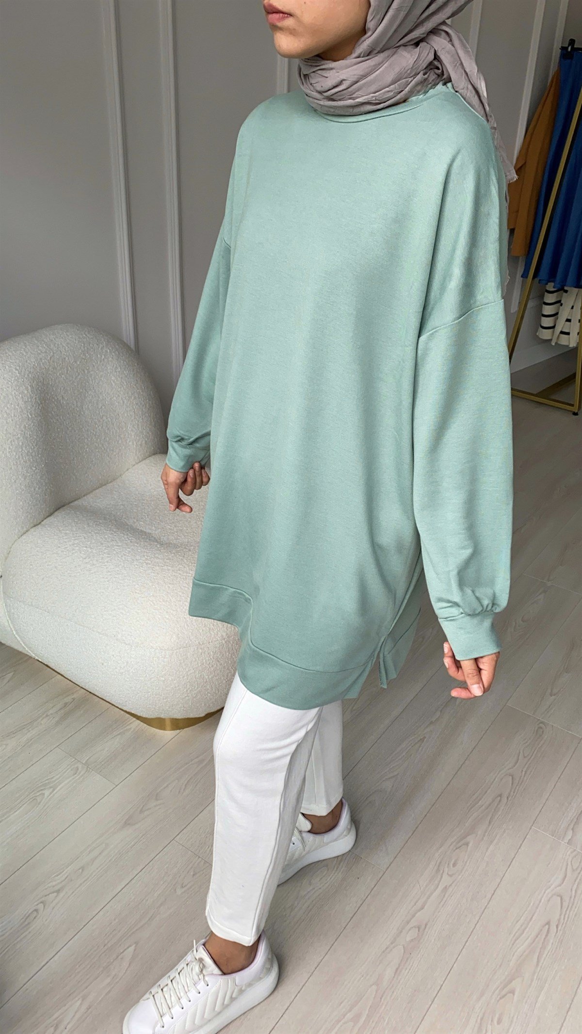 Basic Sweatshirt 