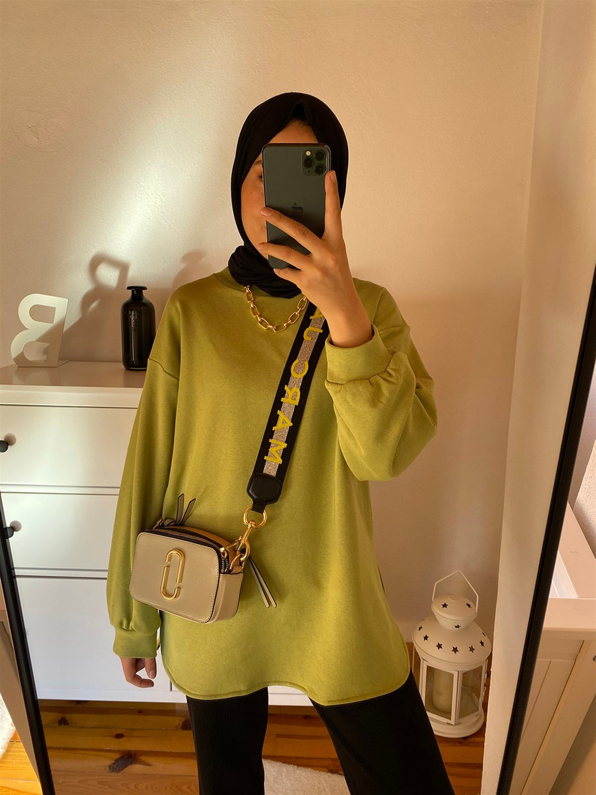Basic Sweatshirt