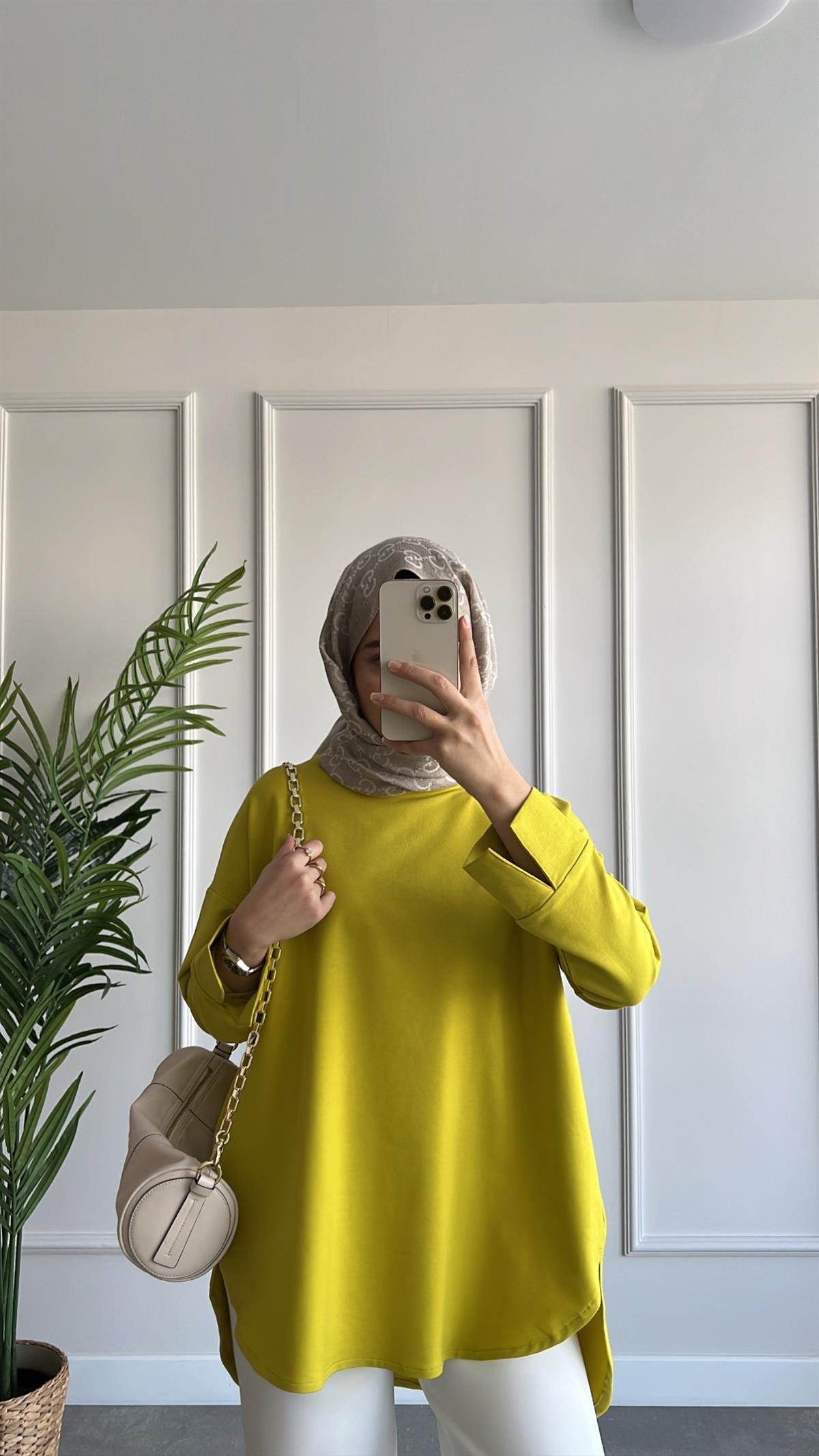 Basic Sweatshirt