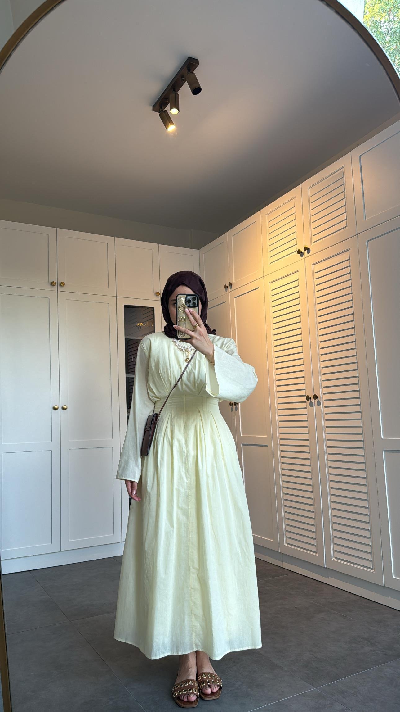 Belden Oturtmalı Pamuk Vual Elbise Butter Yellow