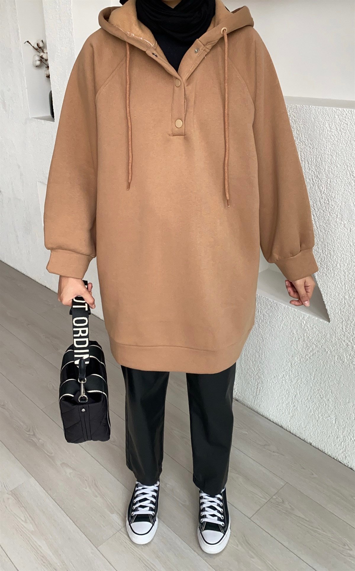 Çıt Çıt Detaylı Sweatshirt 
