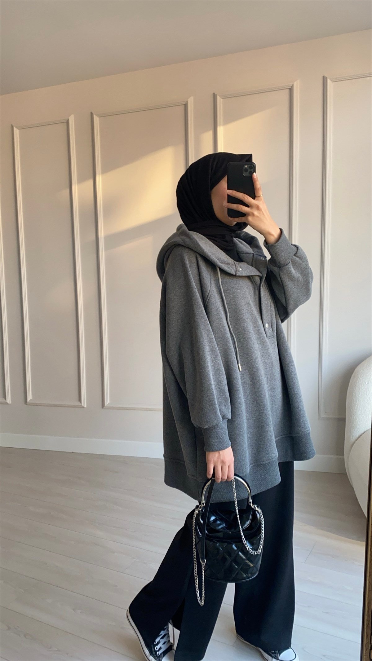 Çıt Çıt Detaylı Sweatshirt 