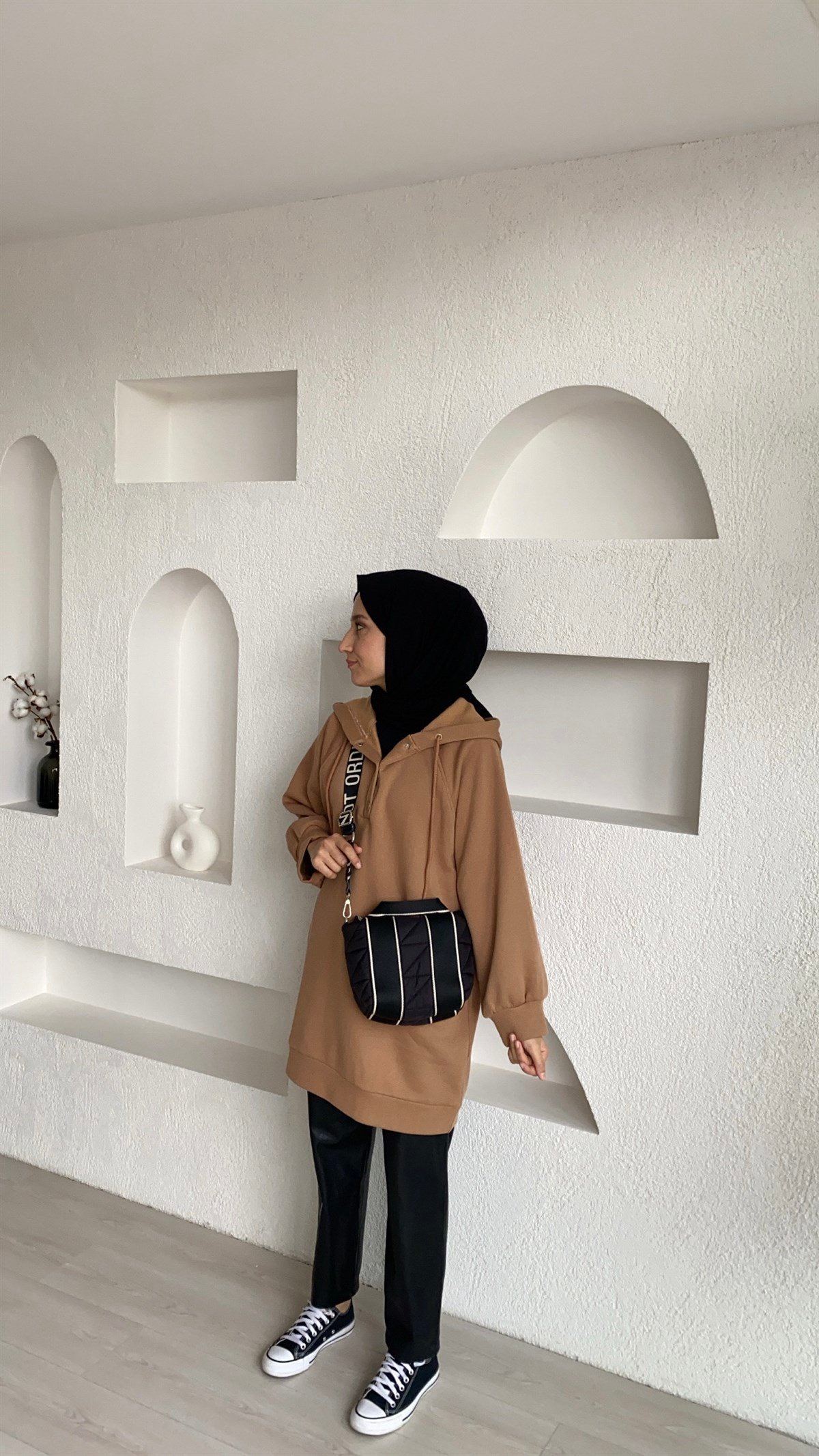 Çıt Çıt Detaylı Sweatshirt 