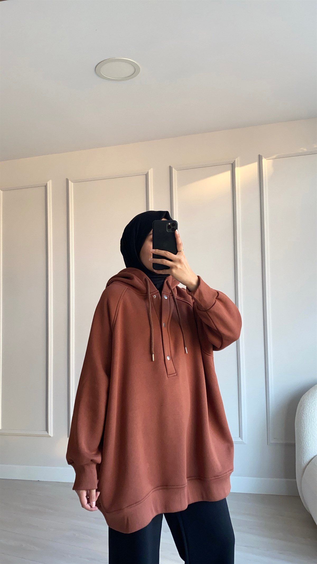 Çıt Çıt Detaylı Sweatshirt 