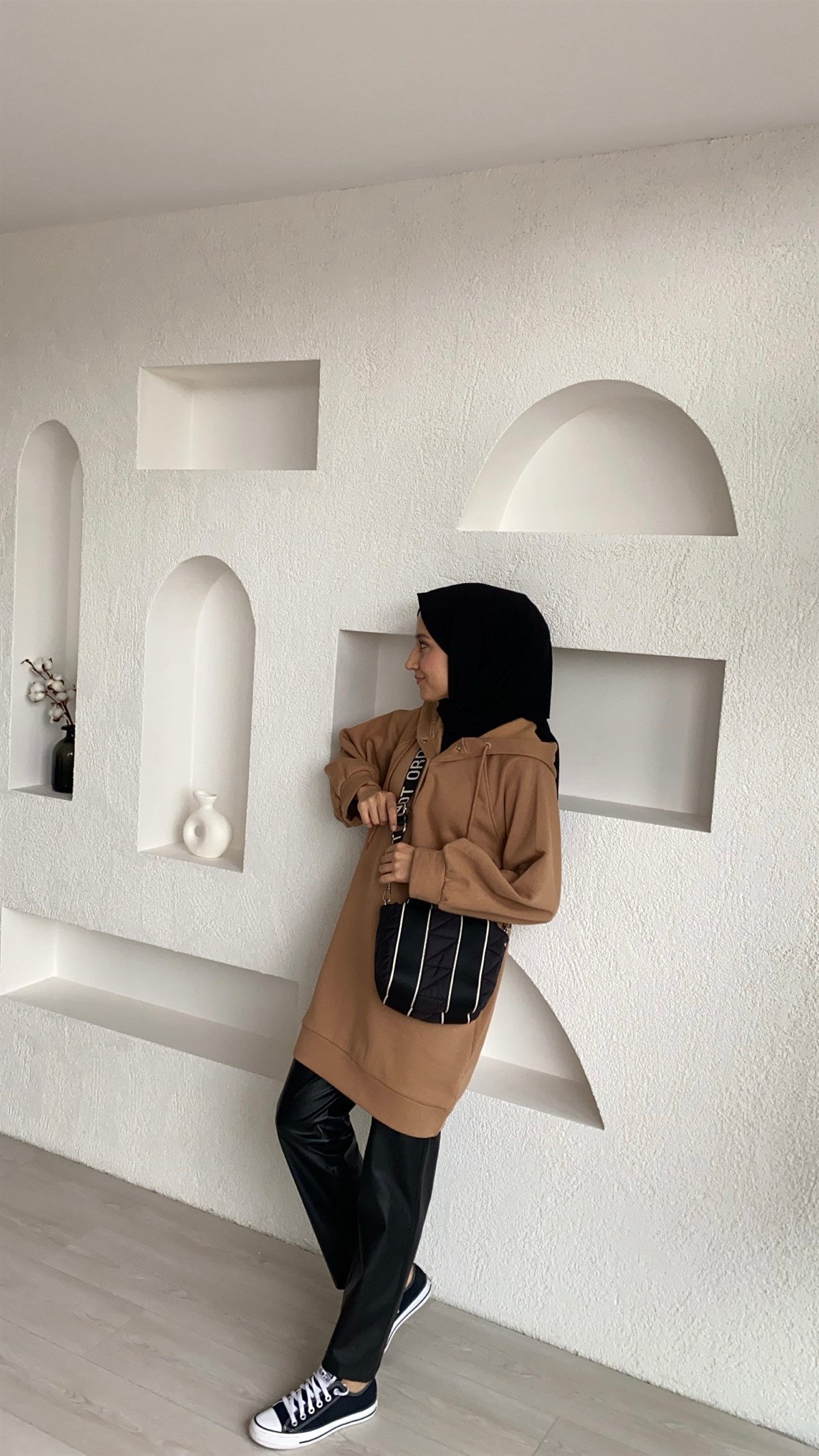 Çıt Çıt Detaylı Sweatshirt 