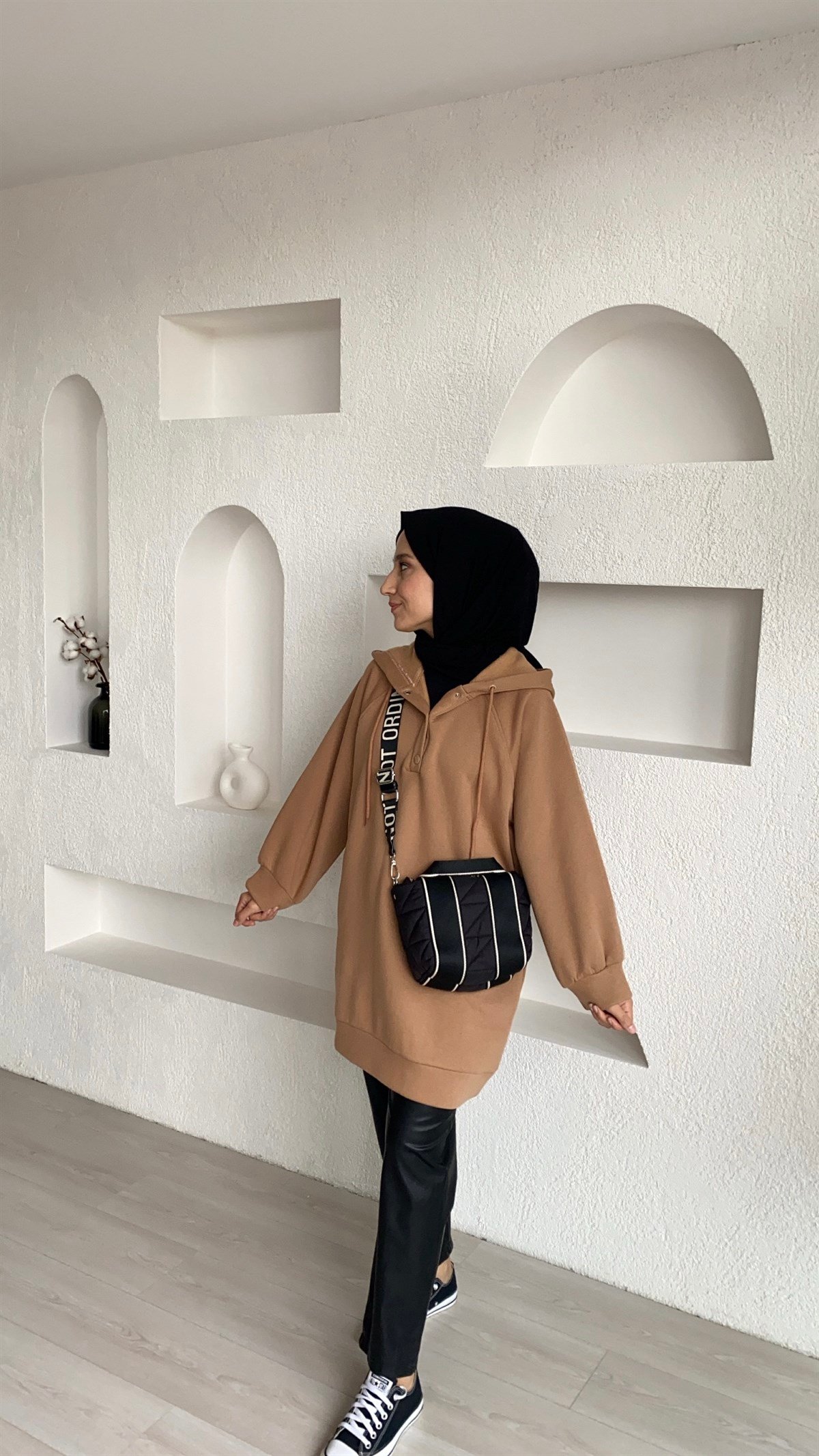 Çıt Çıt Detaylı Sweatshirt 
