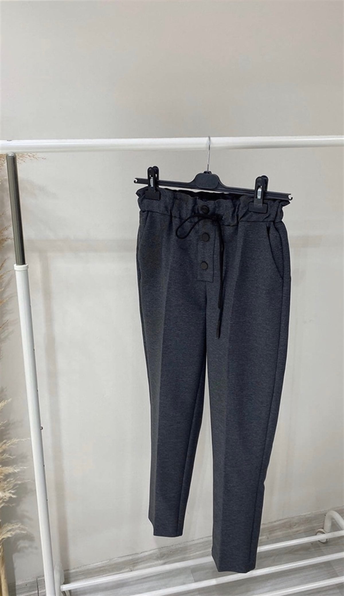 Çıtçıt Detaylı Havuç Pantolon