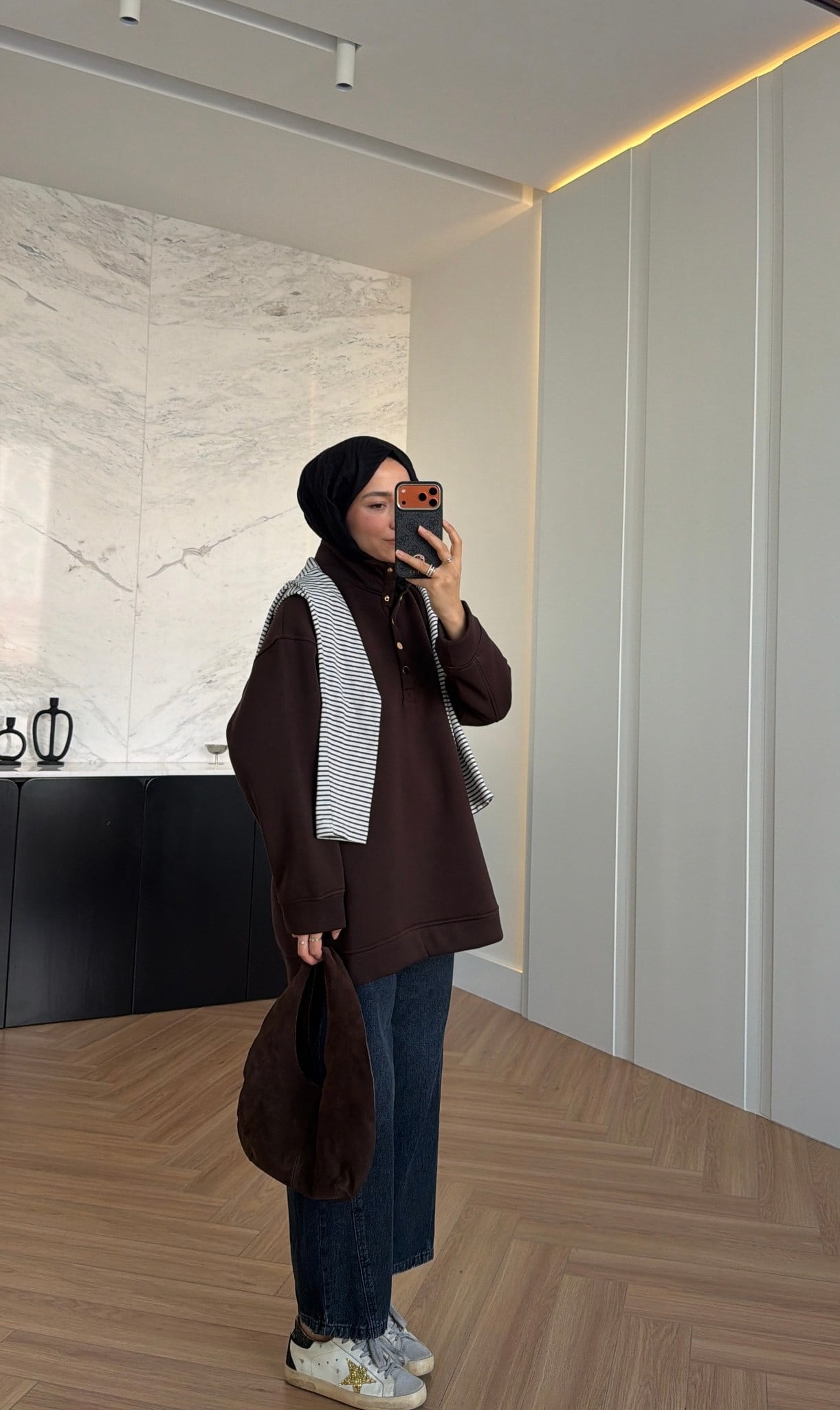 Çıtçıtlı Dik Yaka Sweatshirt Kahve