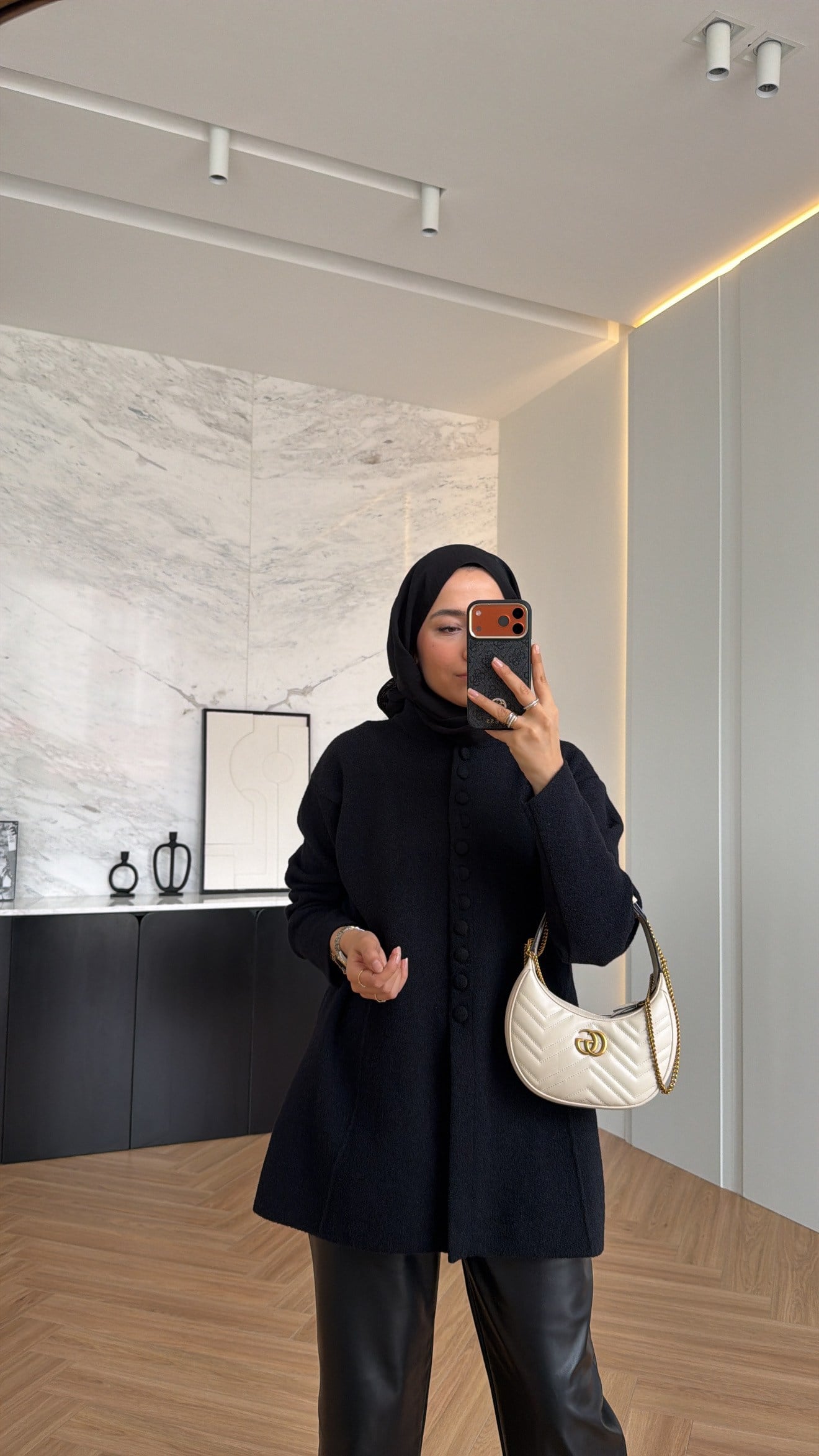 Düğme Detaylı Angora Hırka Siyah