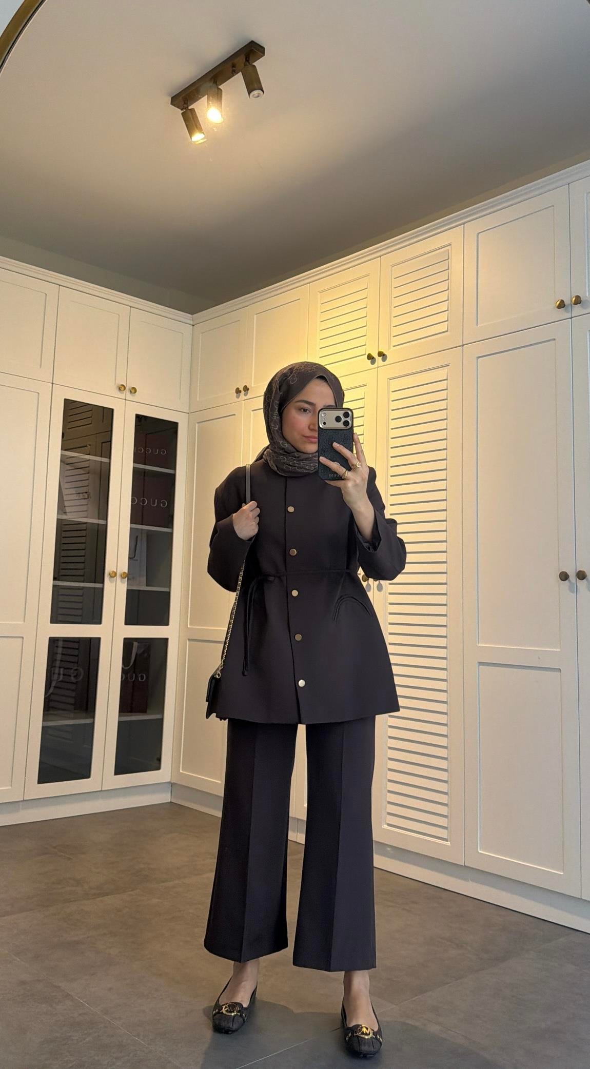 Düğme Detaylı Pantolon Takım Kahve
