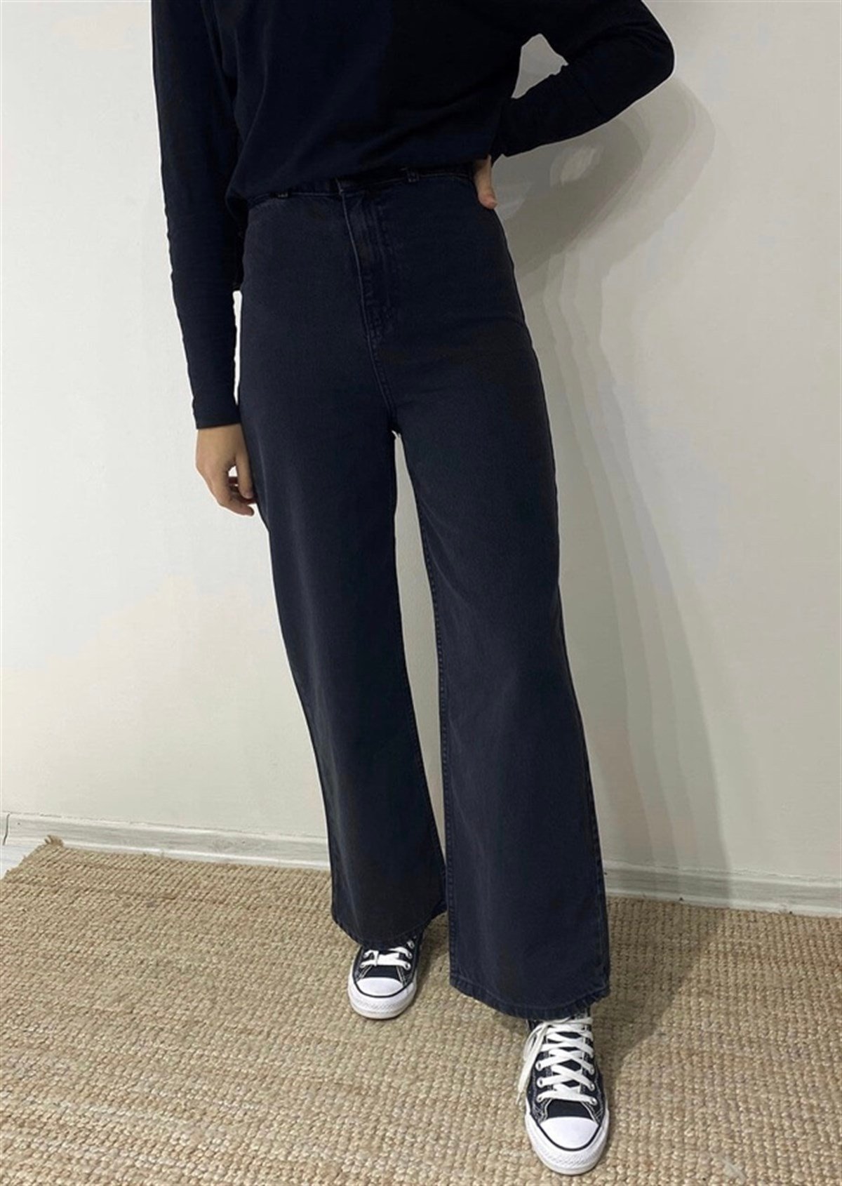 Düz Bol Paça Füme Jean