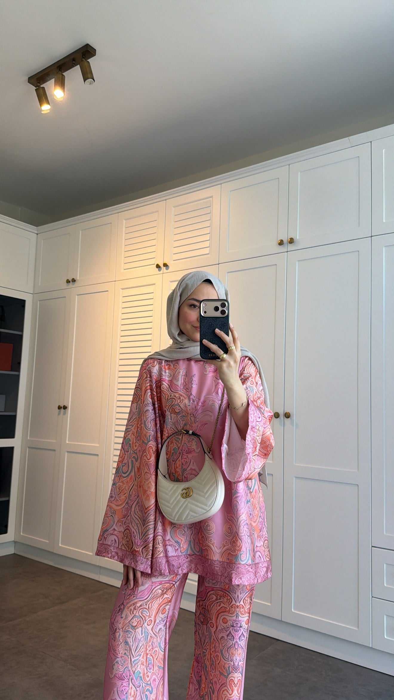 Etnik Desen Saten  Takım Pembe 