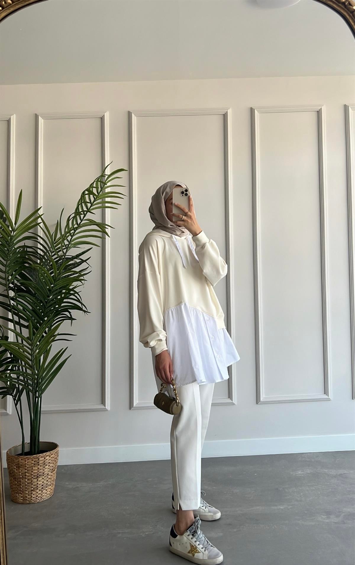 Gömlek Detaylı Sweatshirt