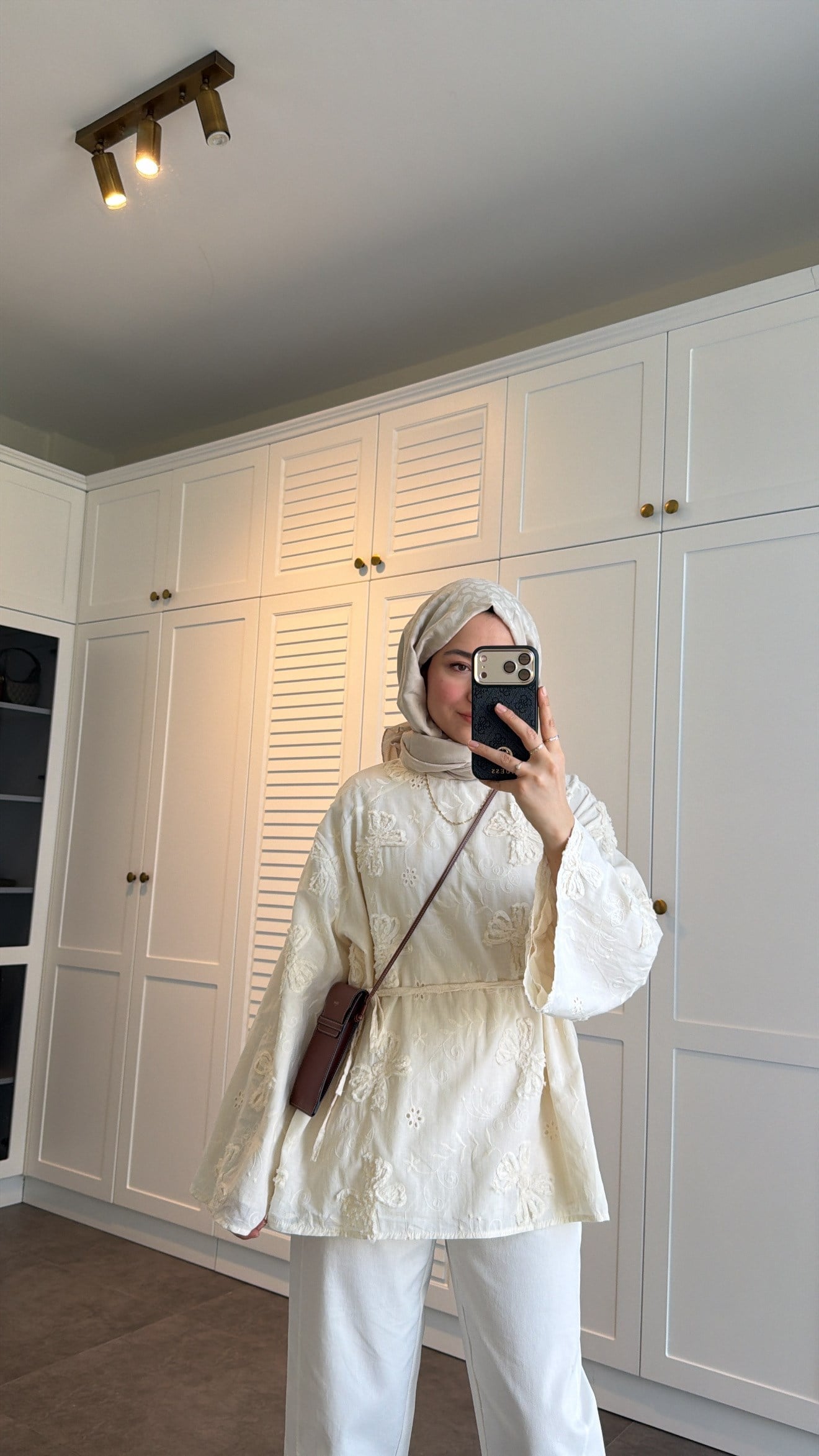 Güpürlü Oversize Bluz Ekru