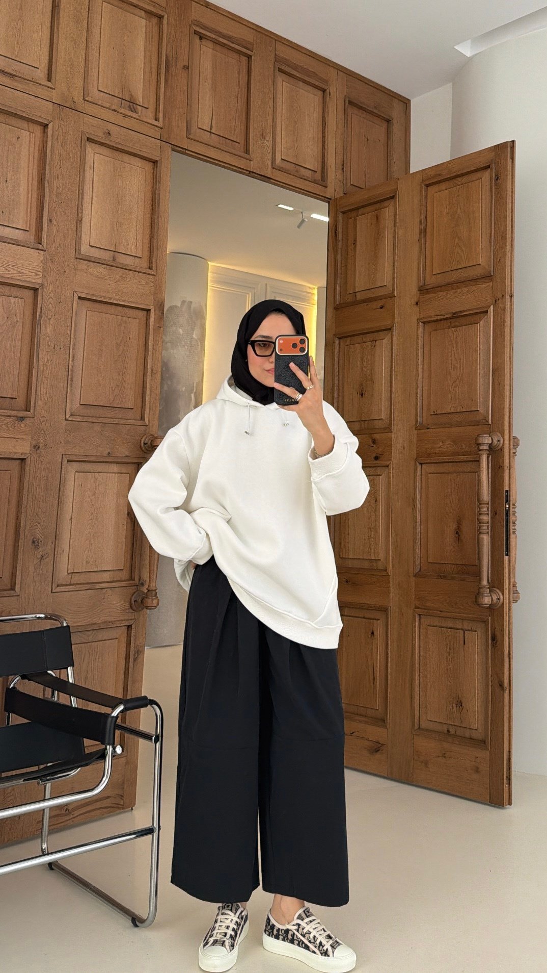 Kapüşonlu Oversize Sweat Beyaz 