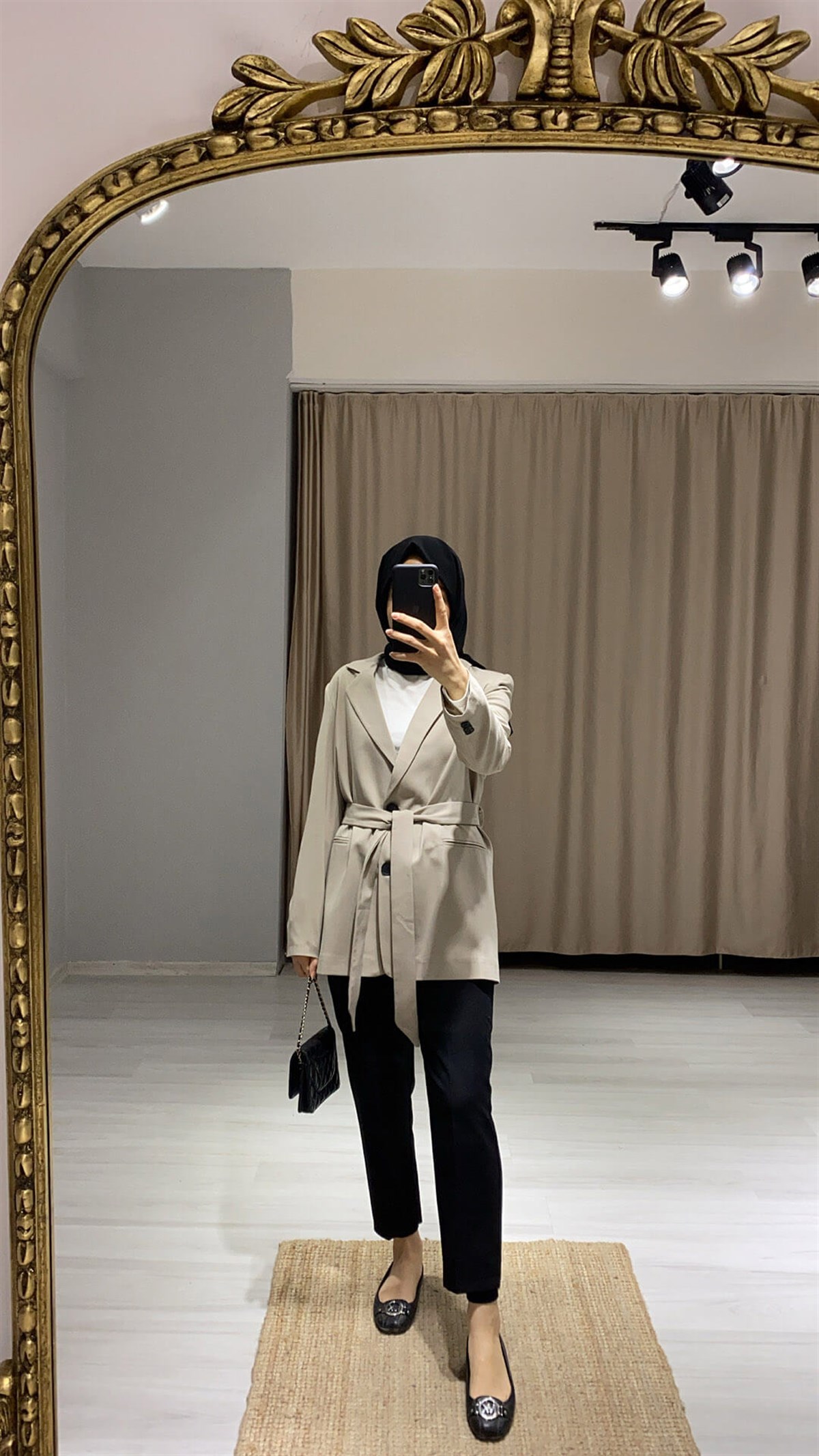Kemer Detaylı Blazer Ceket 