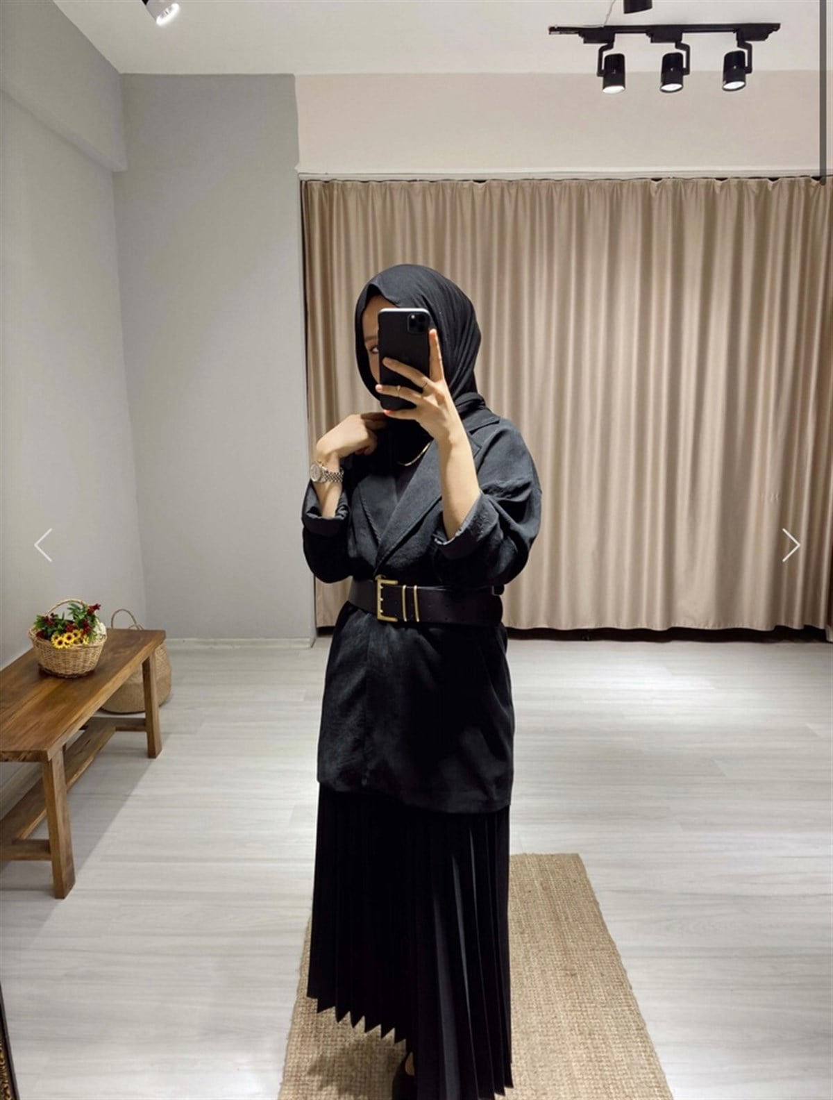 Kemerli Siyah Ceket